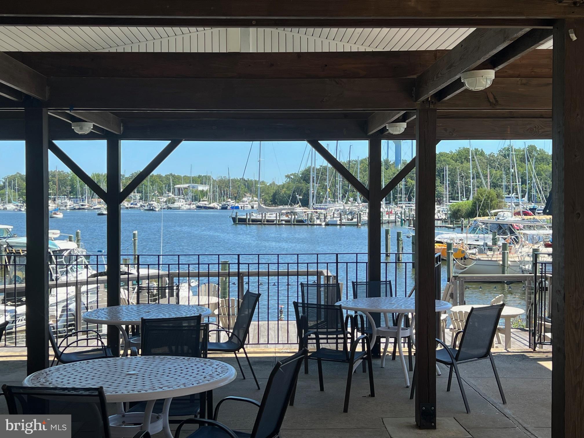 SEVERN HOUSE - Residential