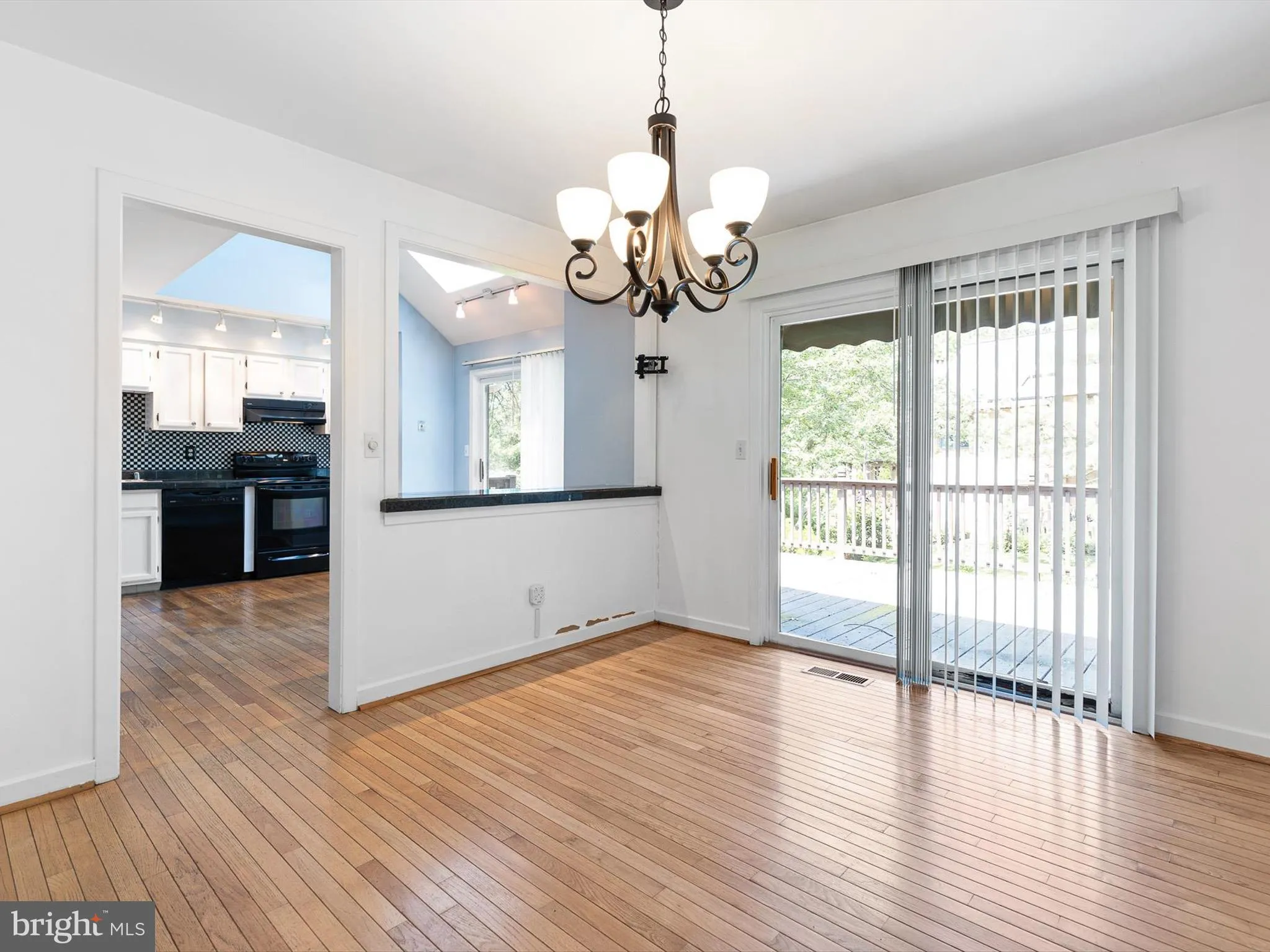 Newark, Delaware 19711, United States, 3 Bedrooms Bedrooms, ,3 BathroomsBathrooms,Residential,Pending,158080