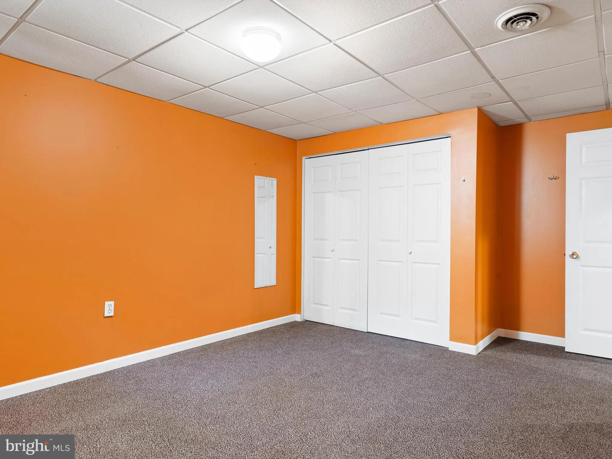 Newark, Delaware 19711, United States, 3 Bedrooms Bedrooms, ,3 BathroomsBathrooms,Residential,Pending,158080