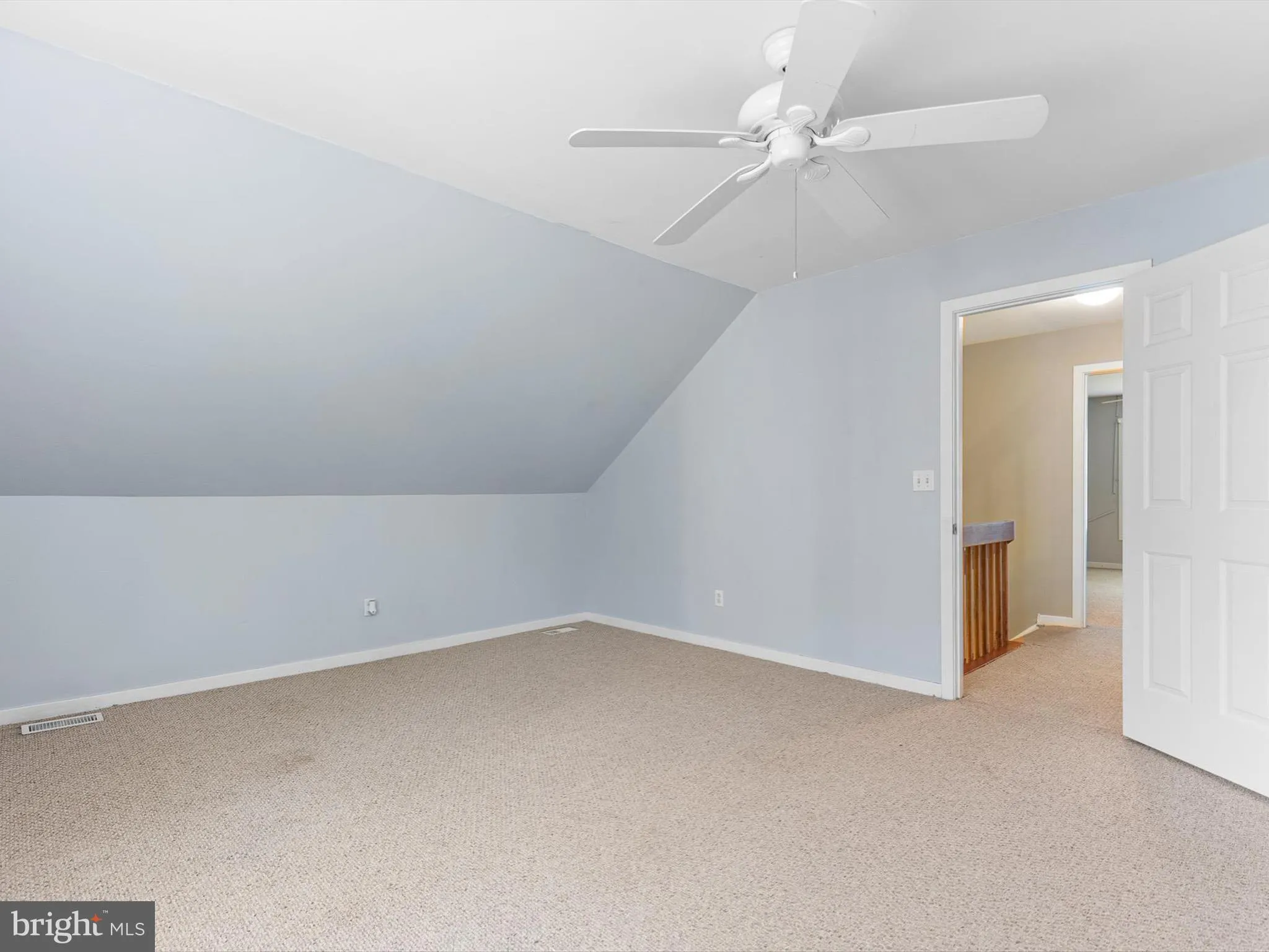 Newark, Delaware 19711, United States, 3 Bedrooms Bedrooms, ,3 BathroomsBathrooms,Residential,Pending,158080