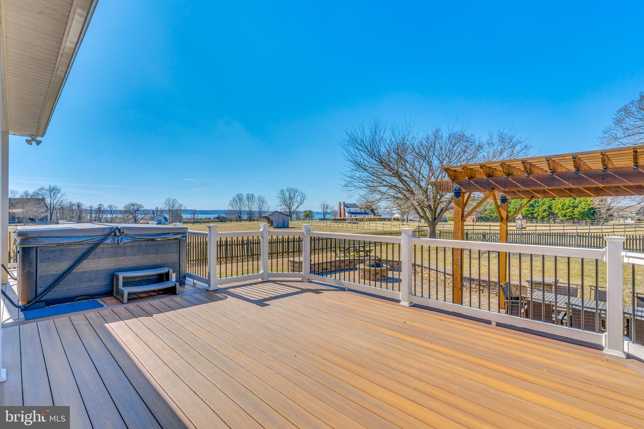 WELLS COVE - Residential