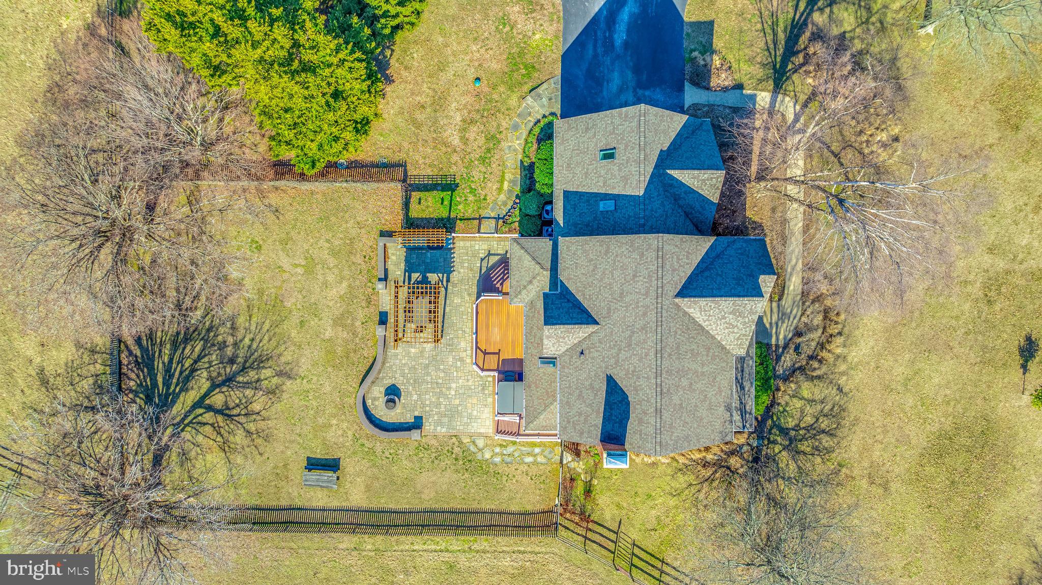 WELLS COVE - Residential