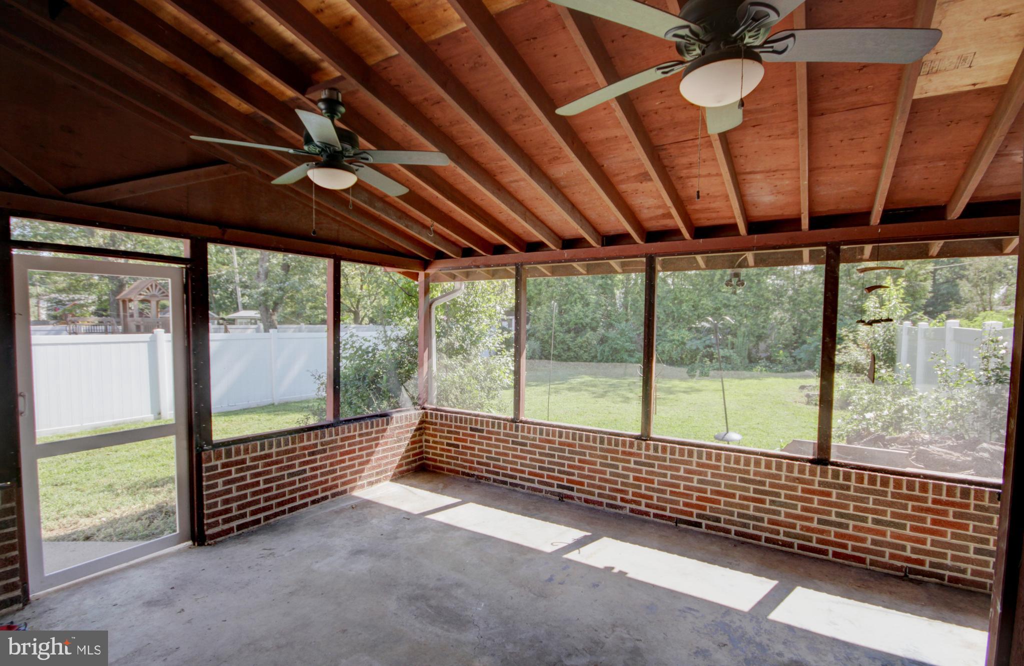 LANSDALE - Residential