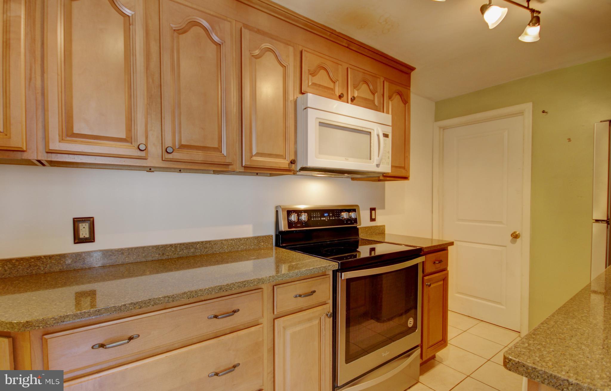 LANSDALE - Residential