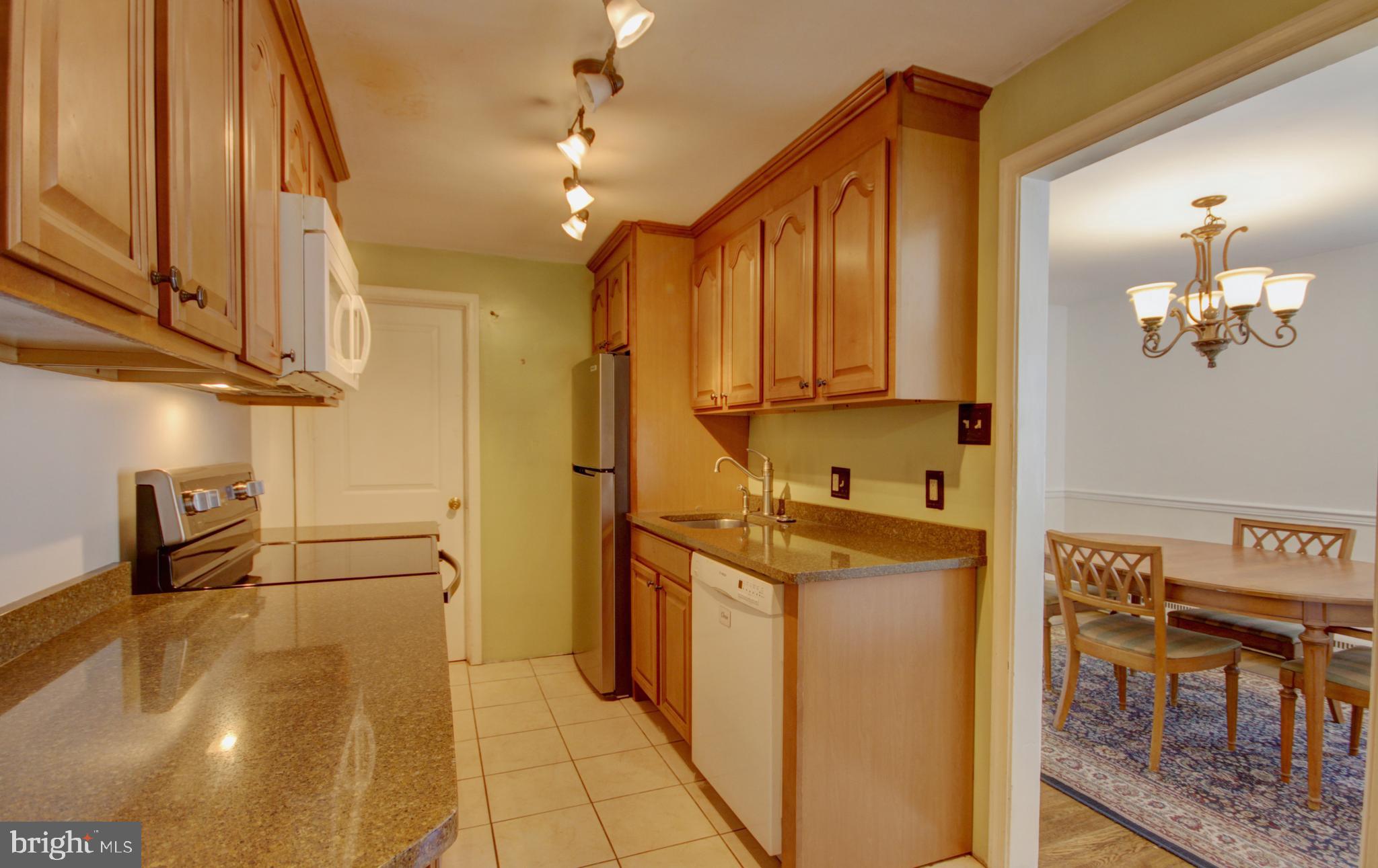 LANSDALE - Residential