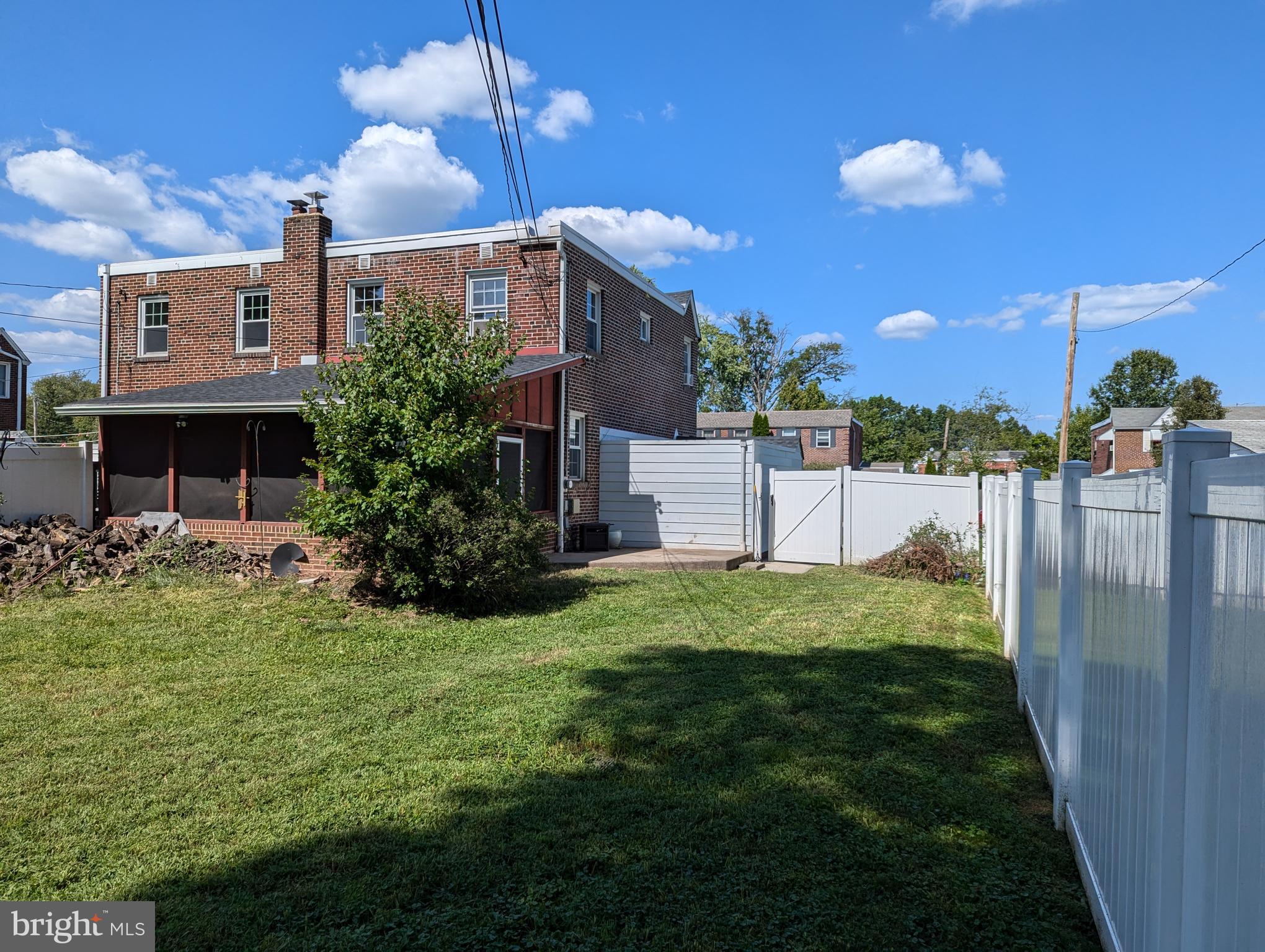 LANSDALE - Residential