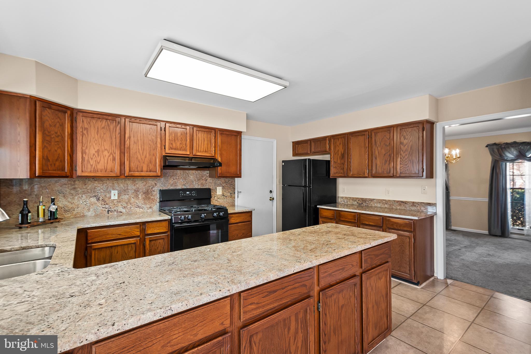 FOX RUN NORTH - Residential