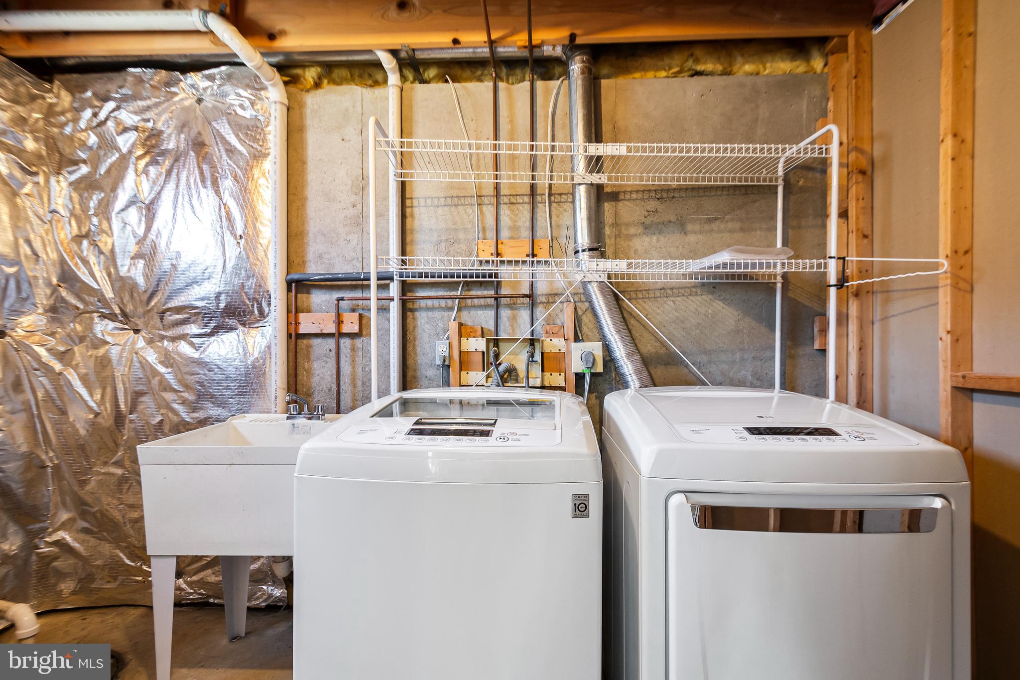 FOX RUN NORTH - Residential