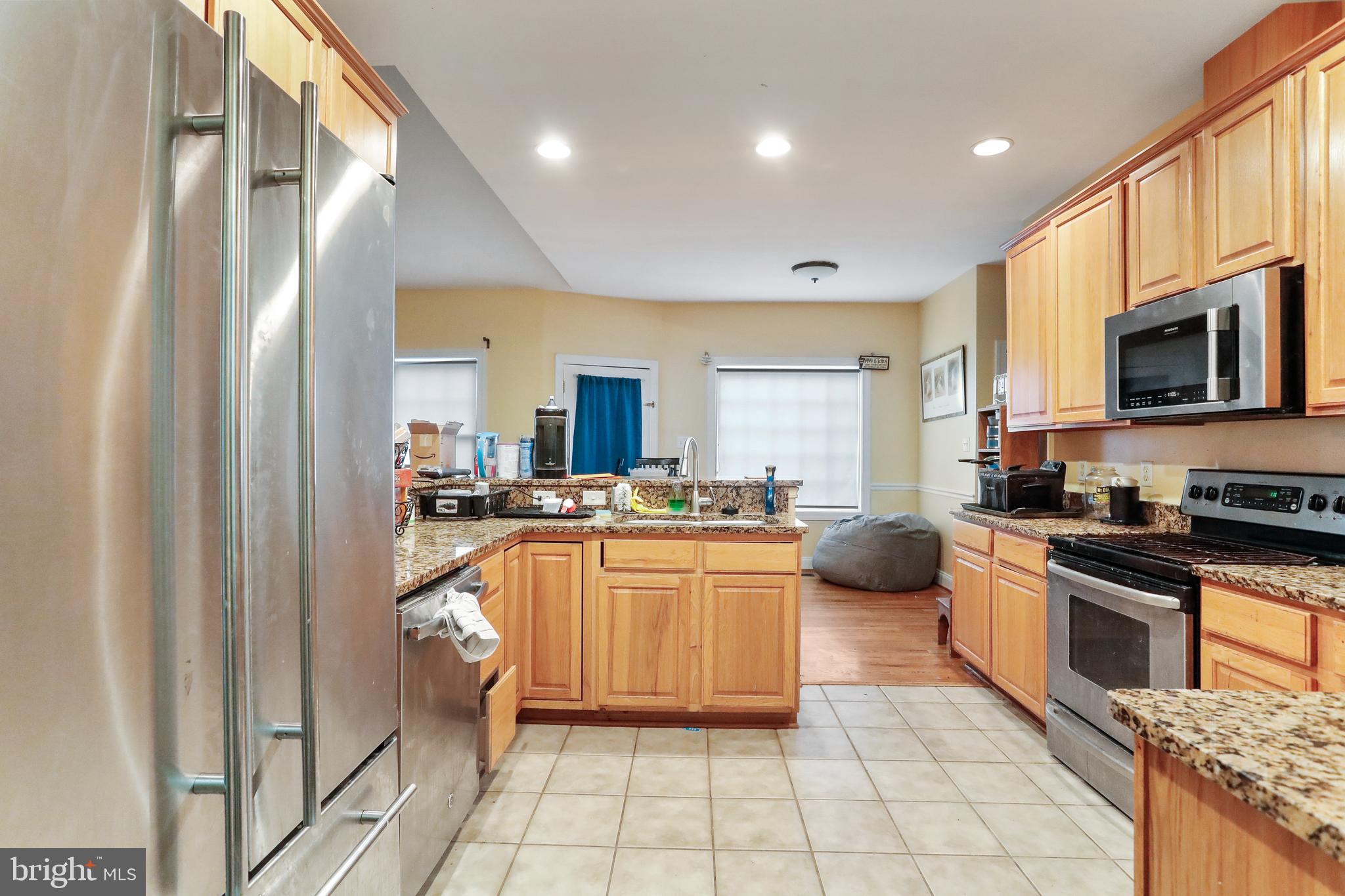 ELISE COURT - Residential