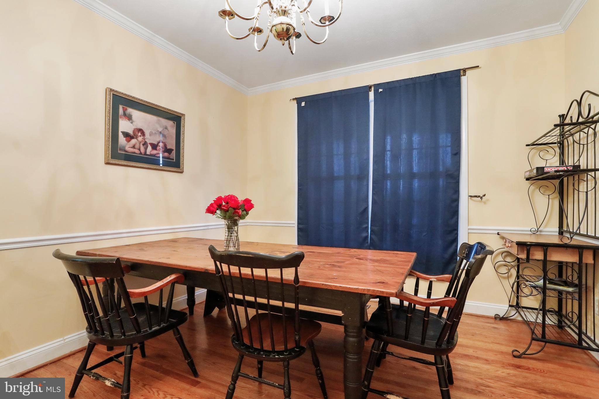 ELISE COURT - Residential