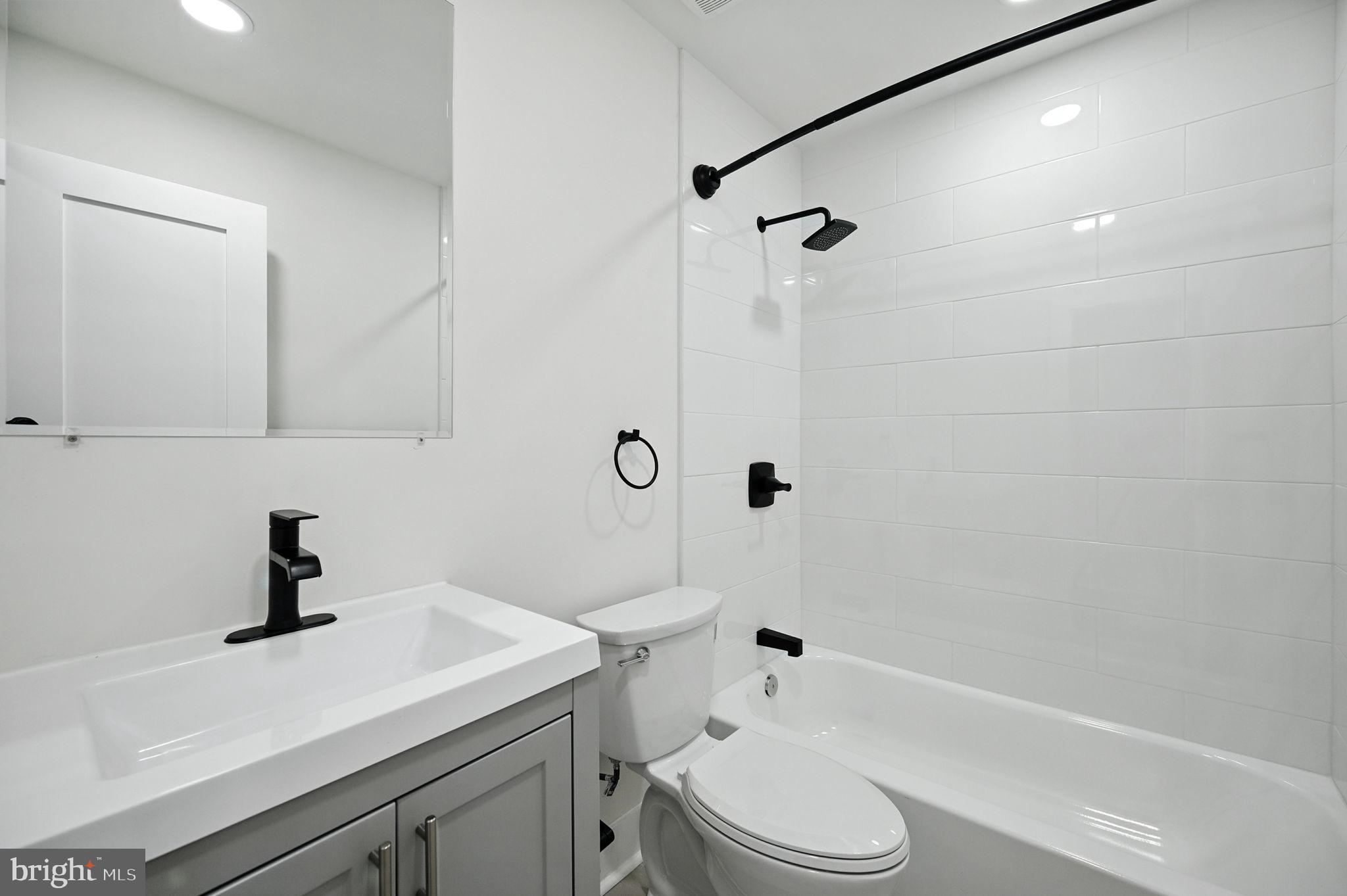 COMSTOCK - Residential