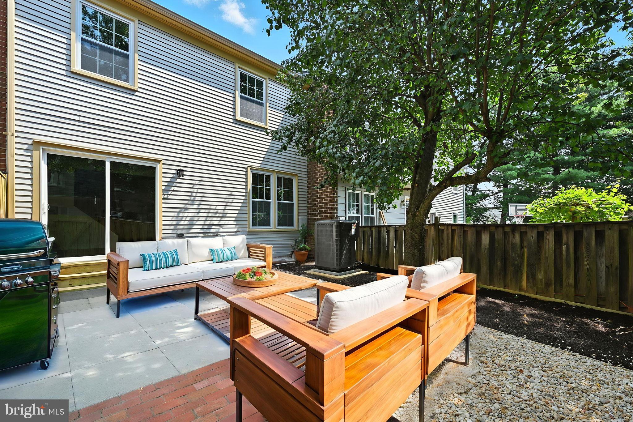 COMSTOCK - Residential