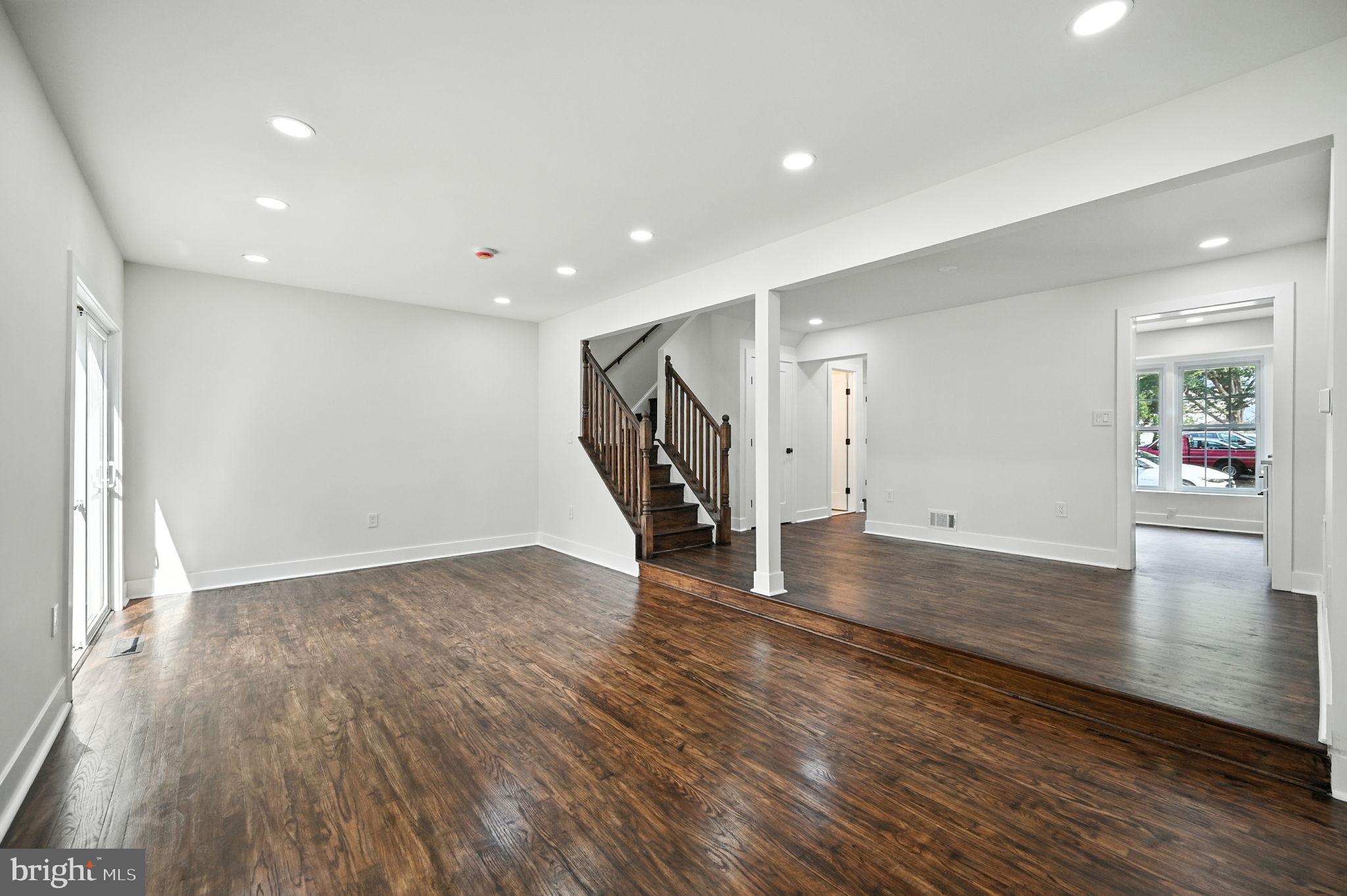 COMSTOCK - Residential