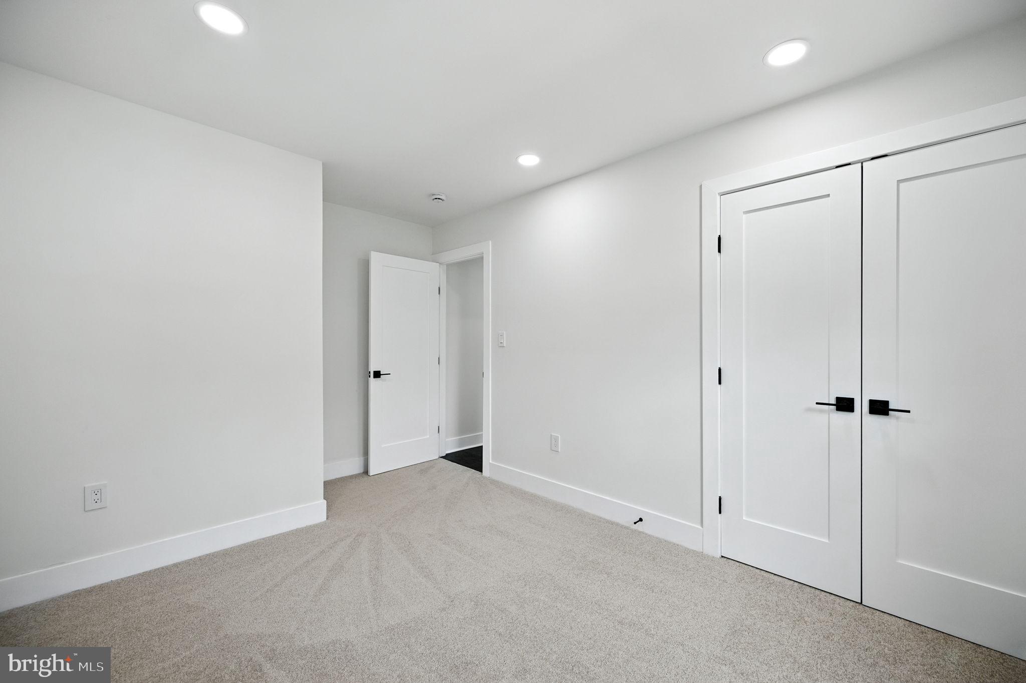 COMSTOCK - Residential