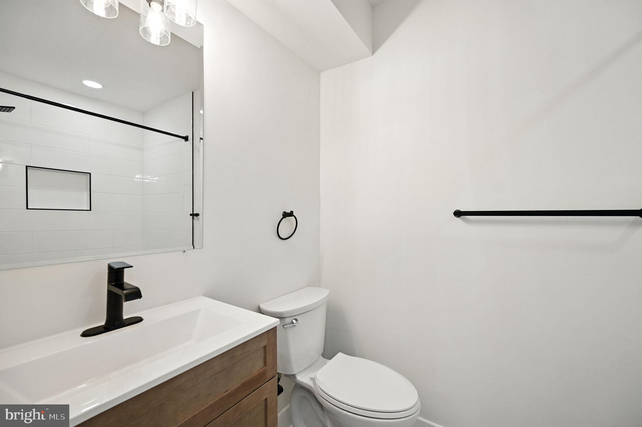 COMSTOCK - Residential