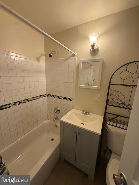 KENSINGTON - Residential Lease