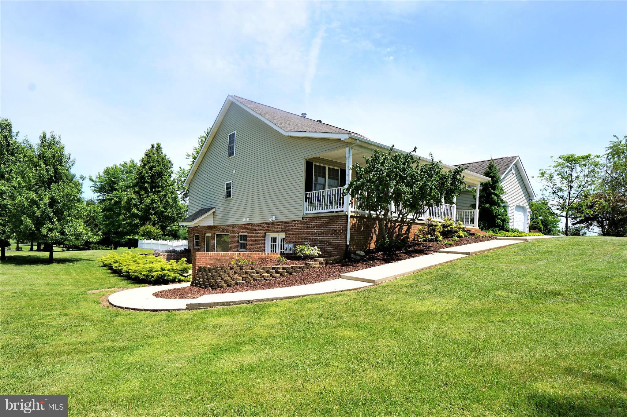 MOUNTAIN BROOK ESTATES - Residential