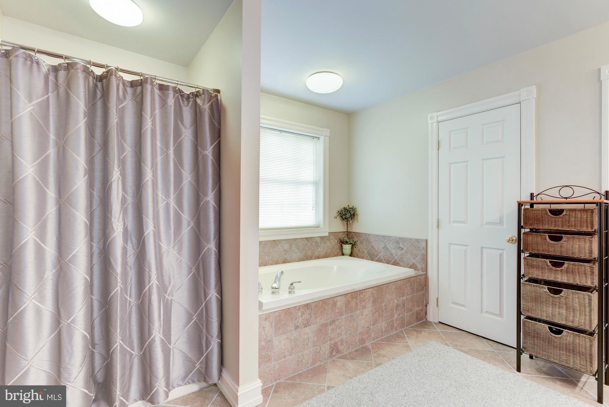 MOUNTAIN BROOK ESTATES - Residential