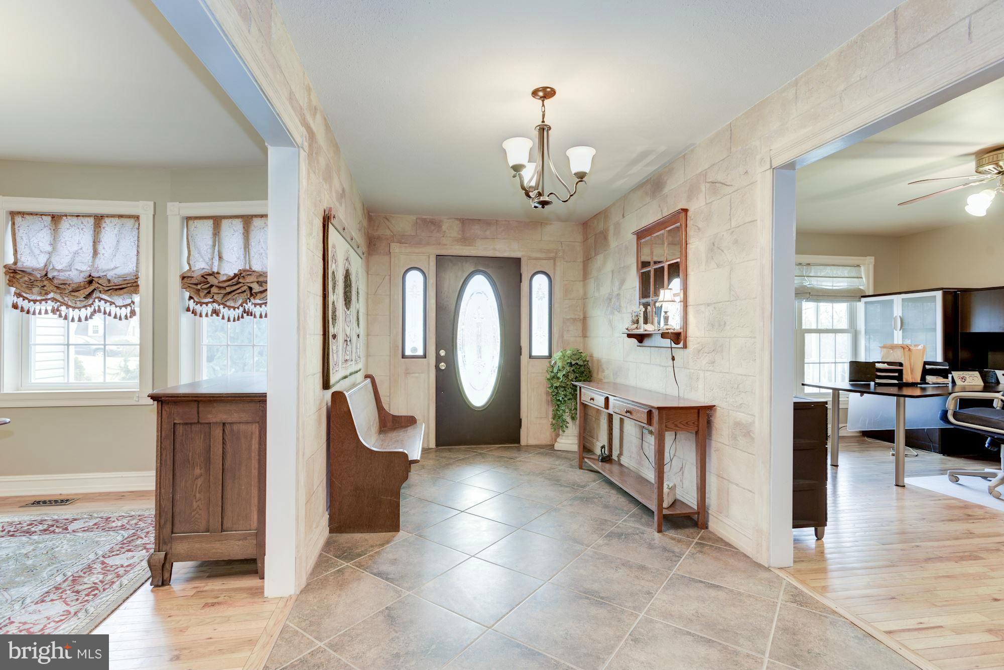 MOUNTAIN BROOK ESTATES - Residential