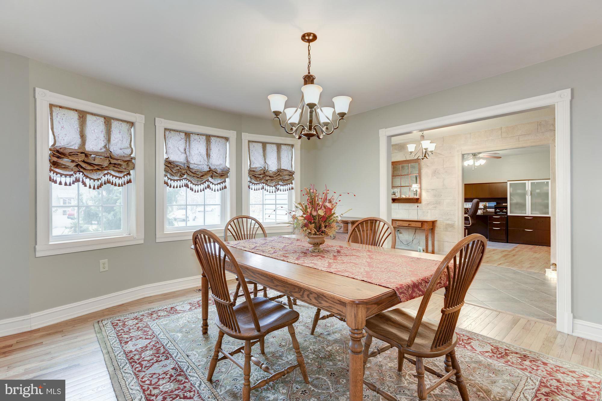 MOUNTAIN BROOK ESTATES - Residential