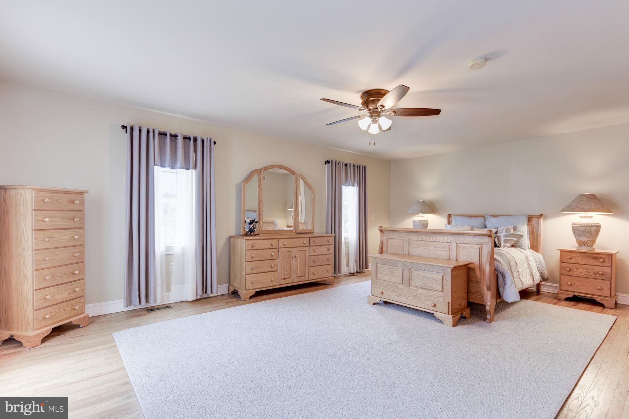 MOUNTAIN BROOK ESTATES - Residential