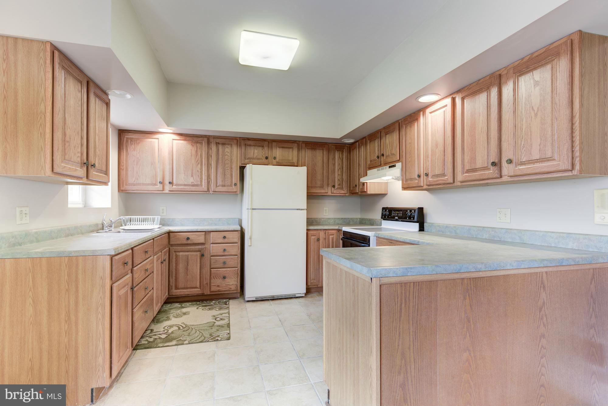 MOUNTAIN BROOK ESTATES - Residential