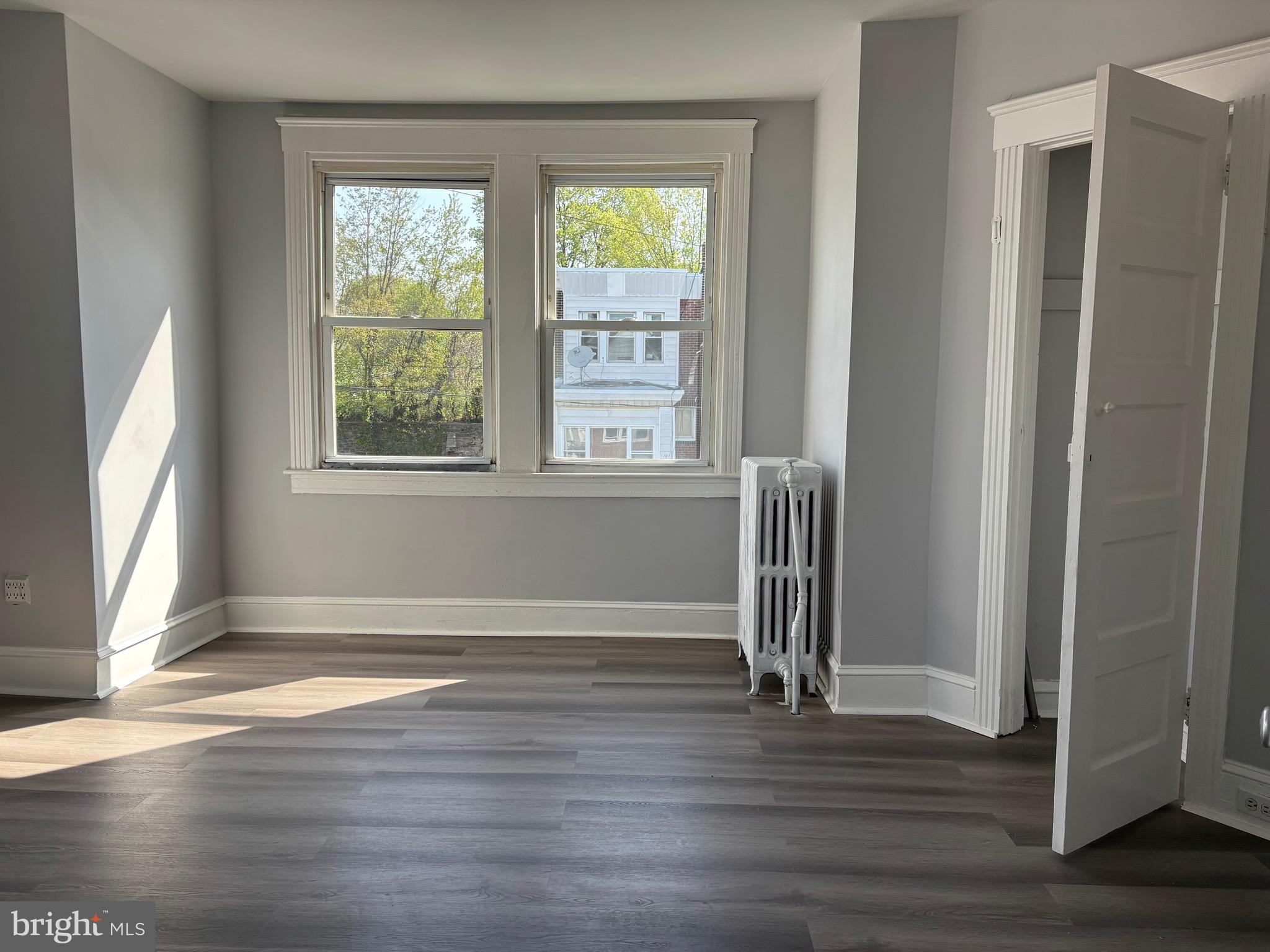 FRANKFORD - Residential