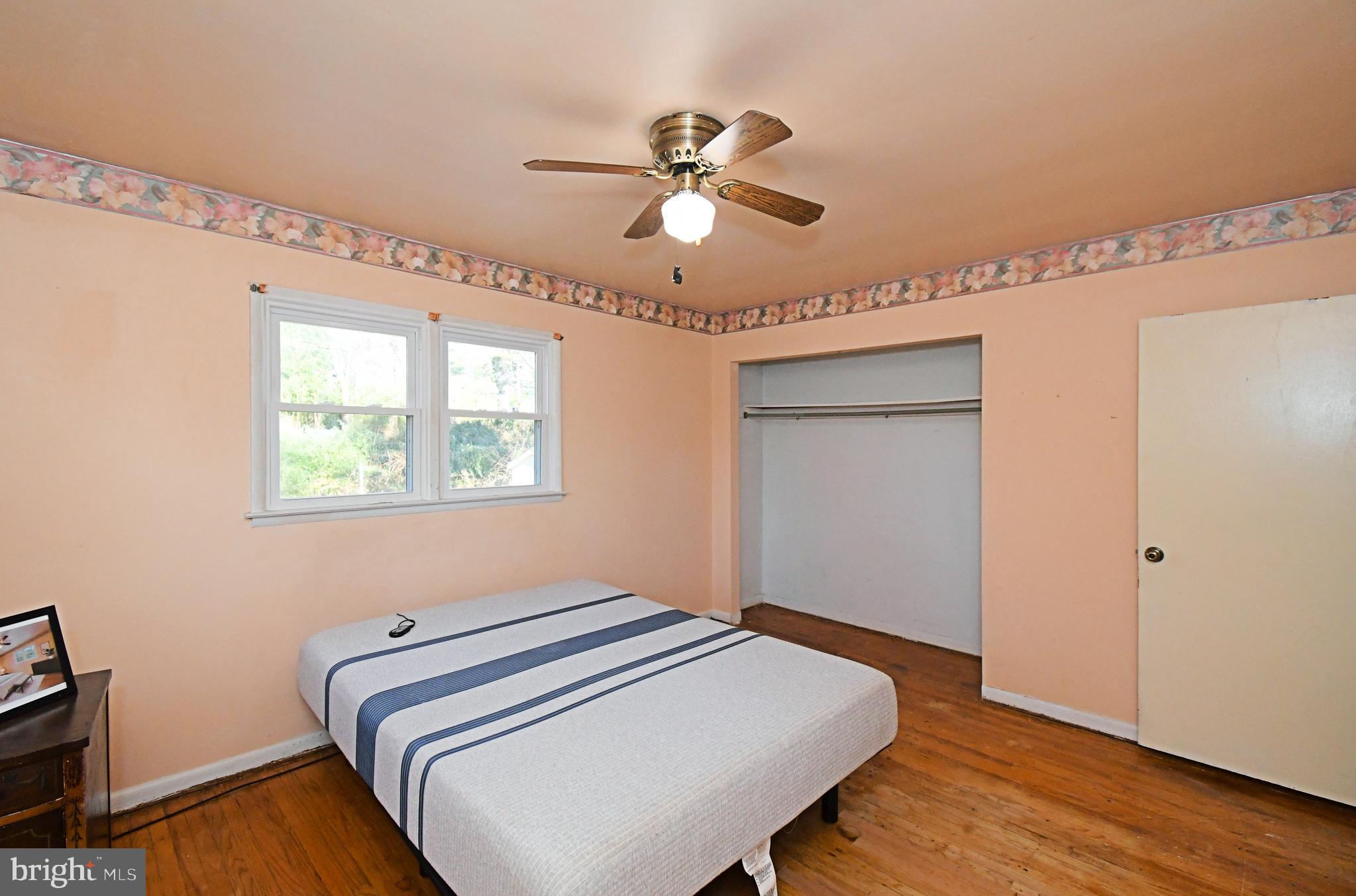 PLYMOUTH HILLS - Residential