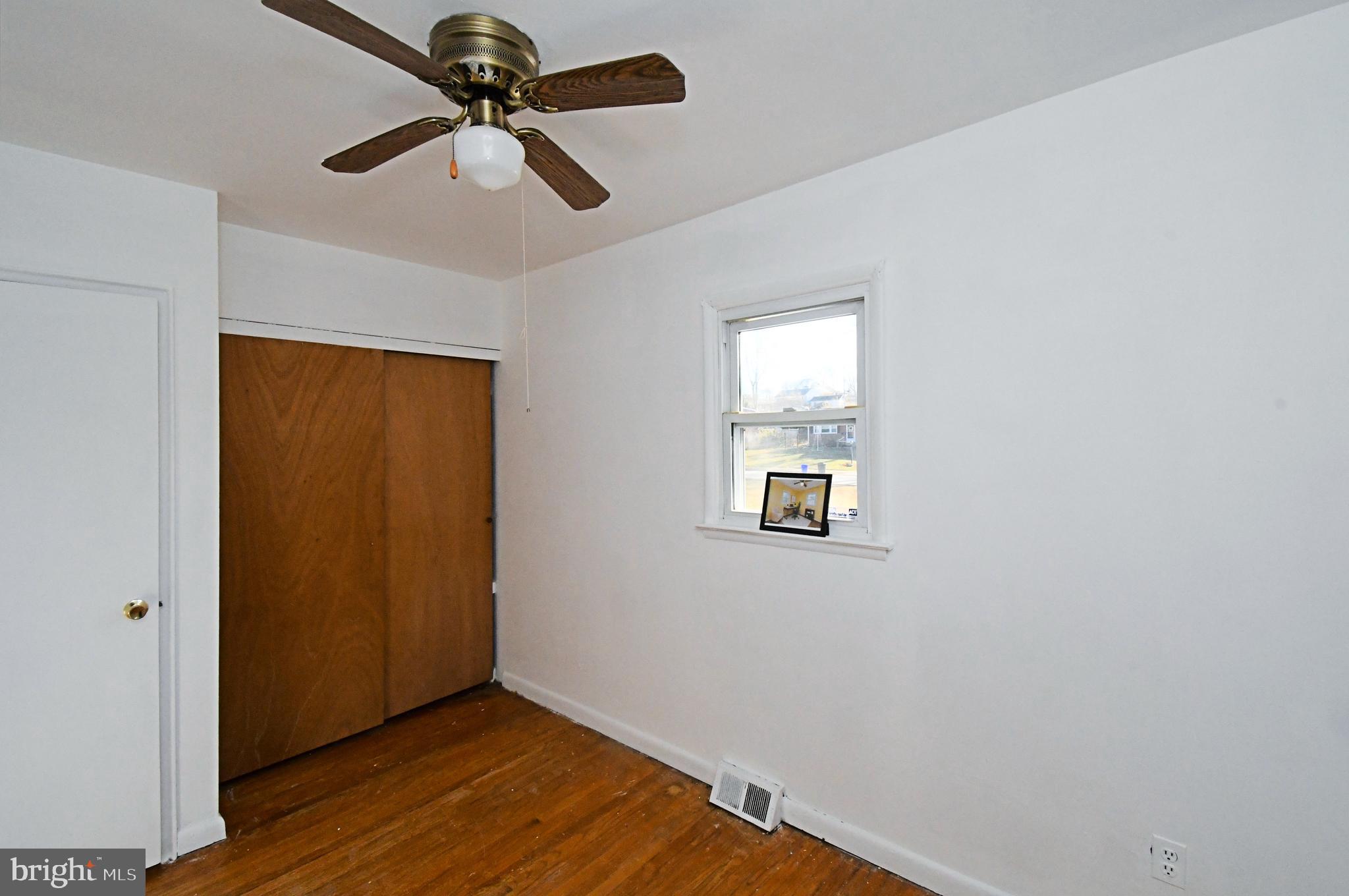 PLYMOUTH HILLS - Residential