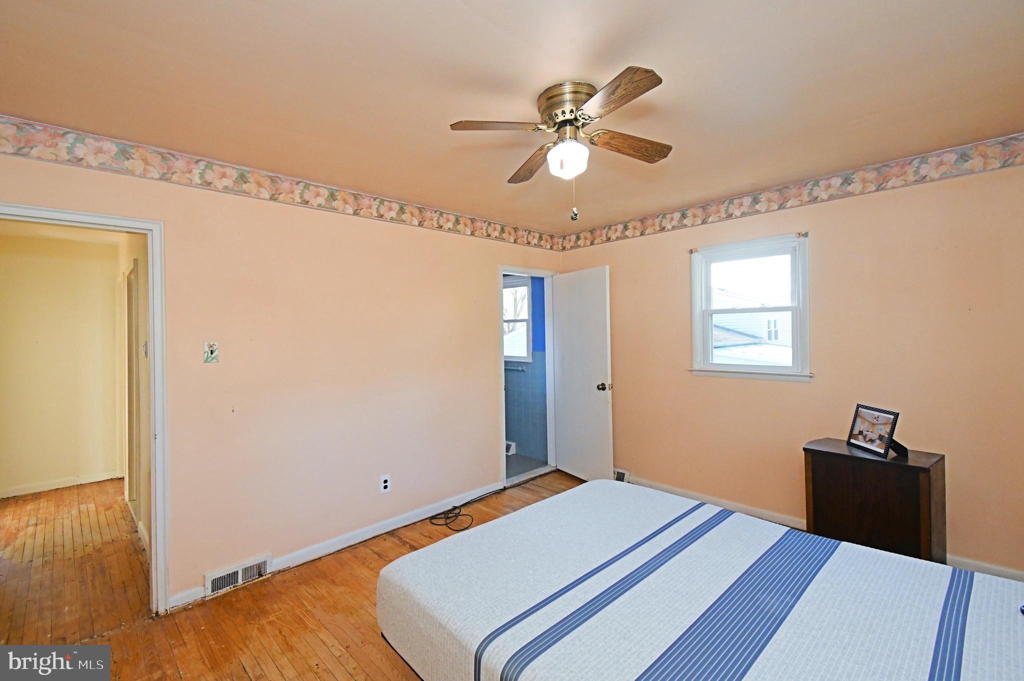 PLYMOUTH HILLS - Residential