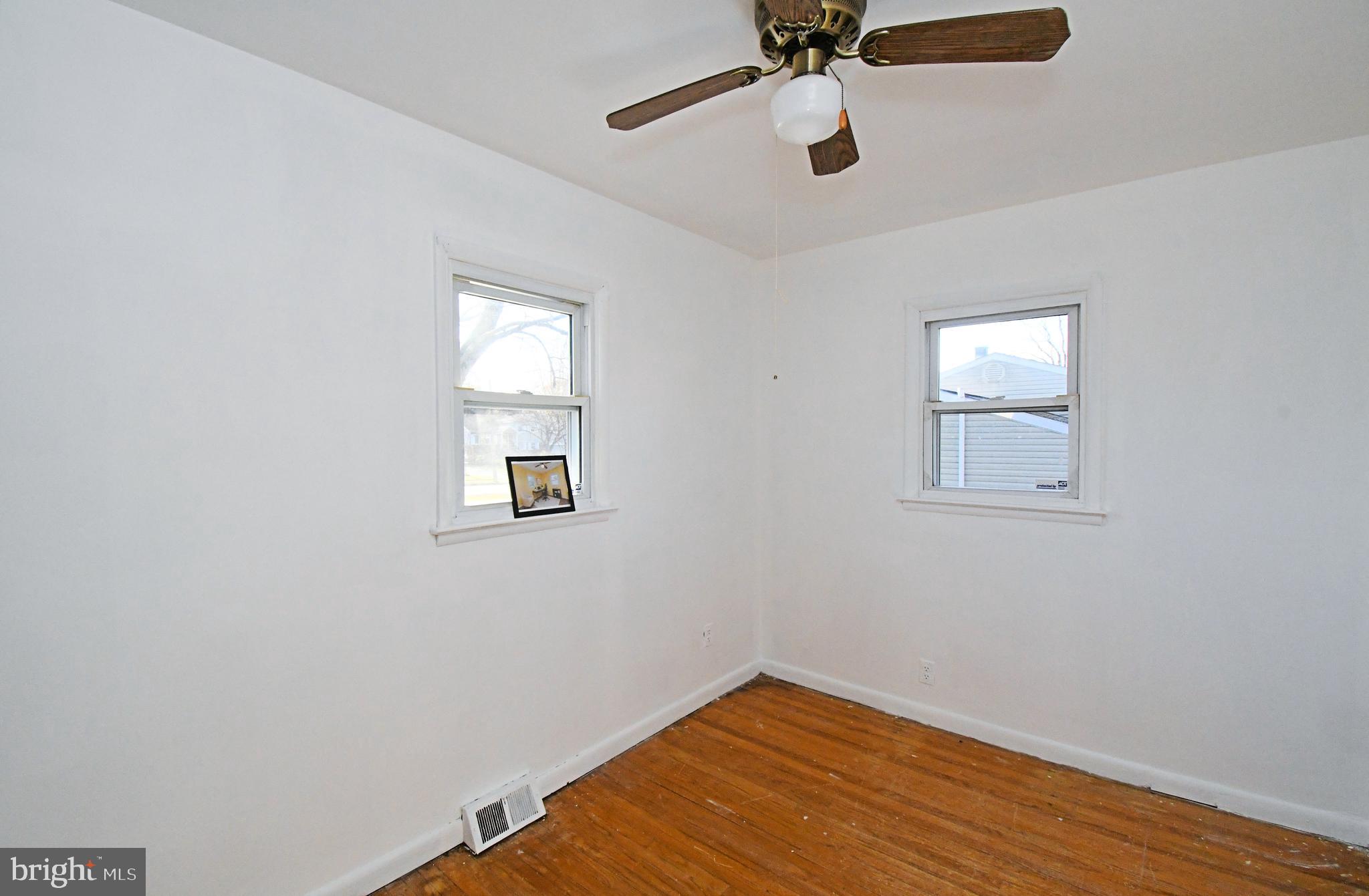 PLYMOUTH HILLS - Residential