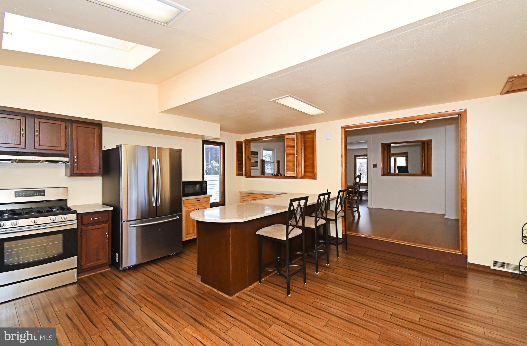 PLYMOUTH HILLS - Residential