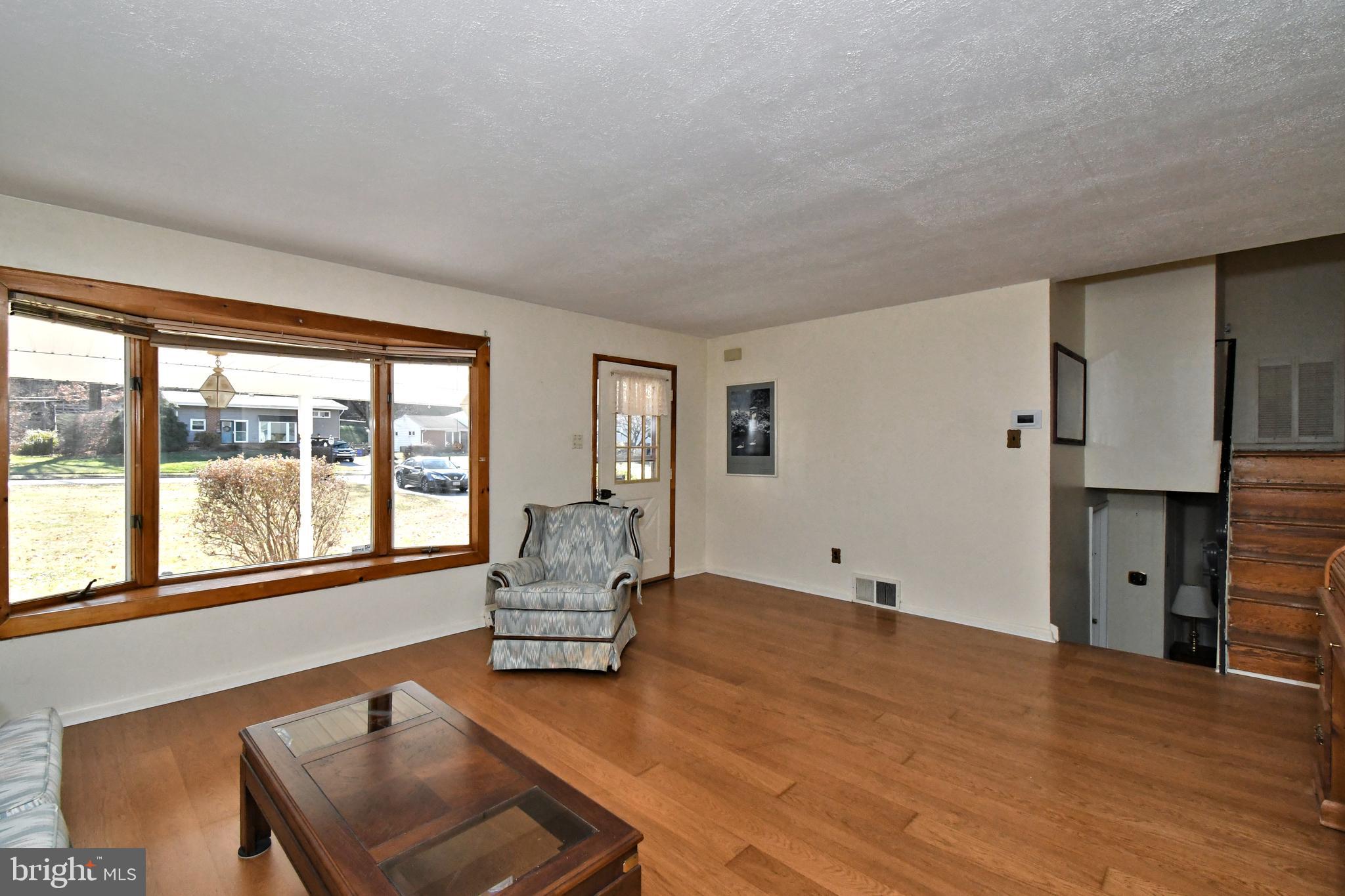 PLYMOUTH HILLS - Residential