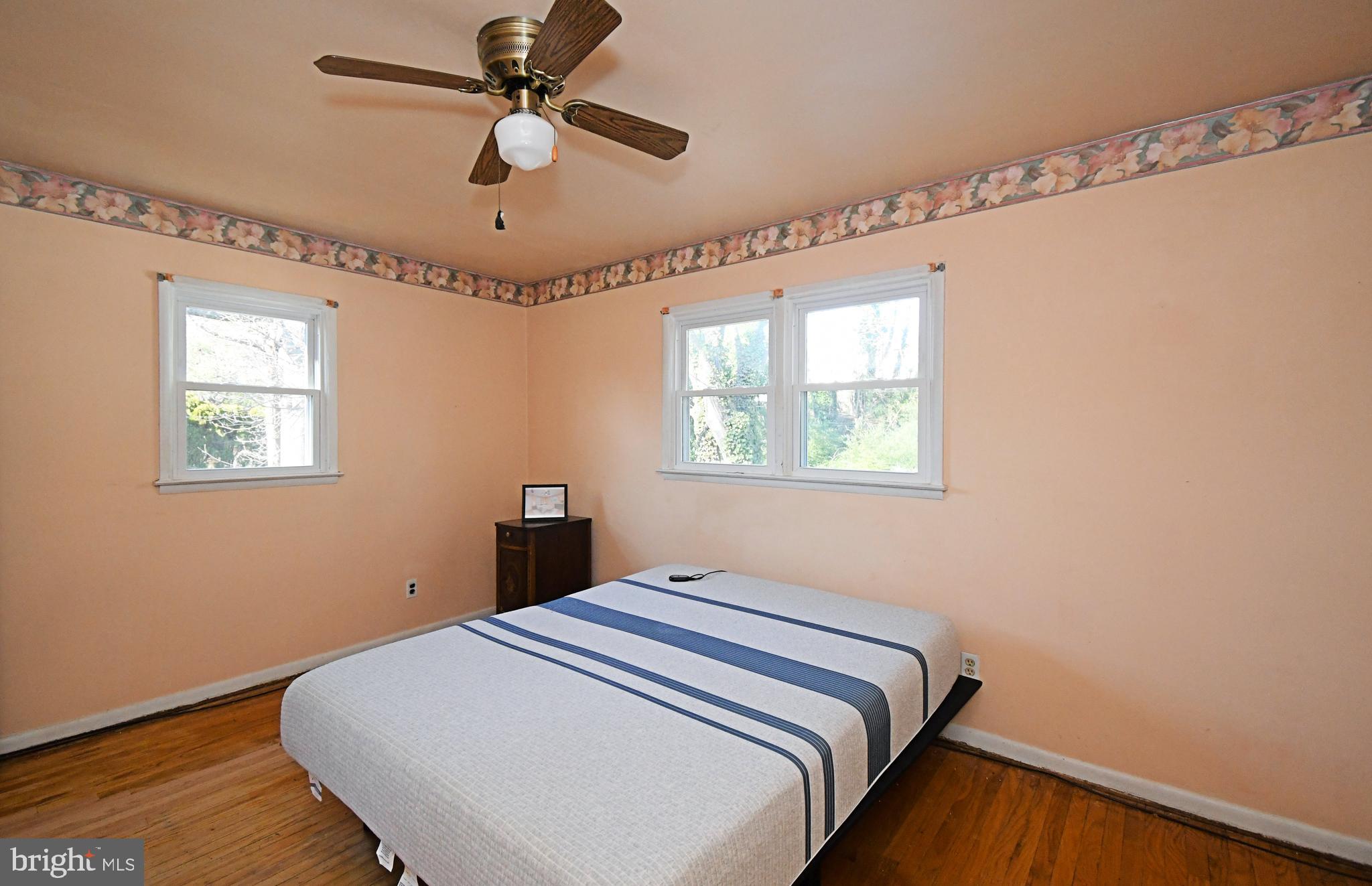 PLYMOUTH HILLS - Residential