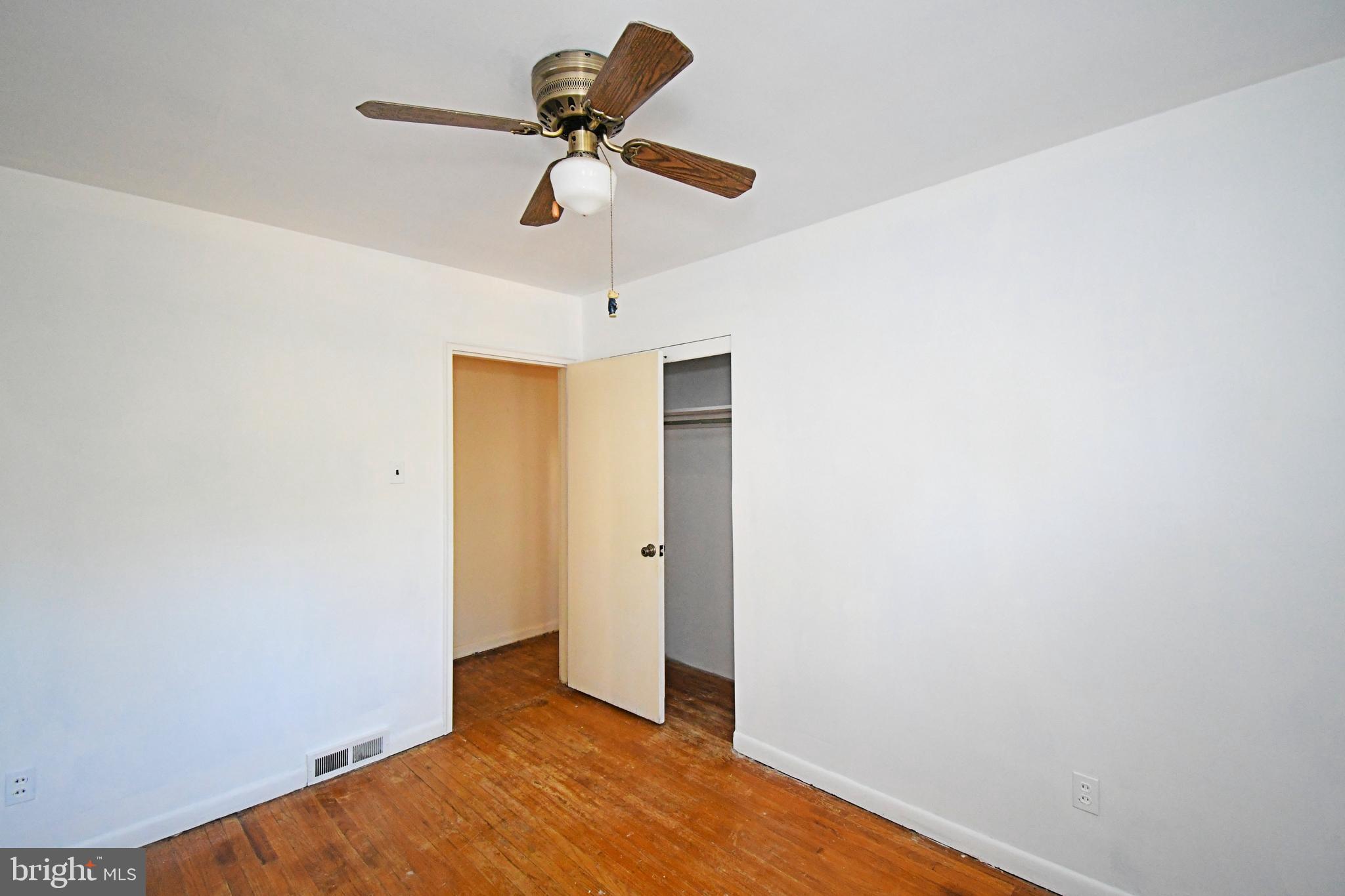 PLYMOUTH HILLS - Residential