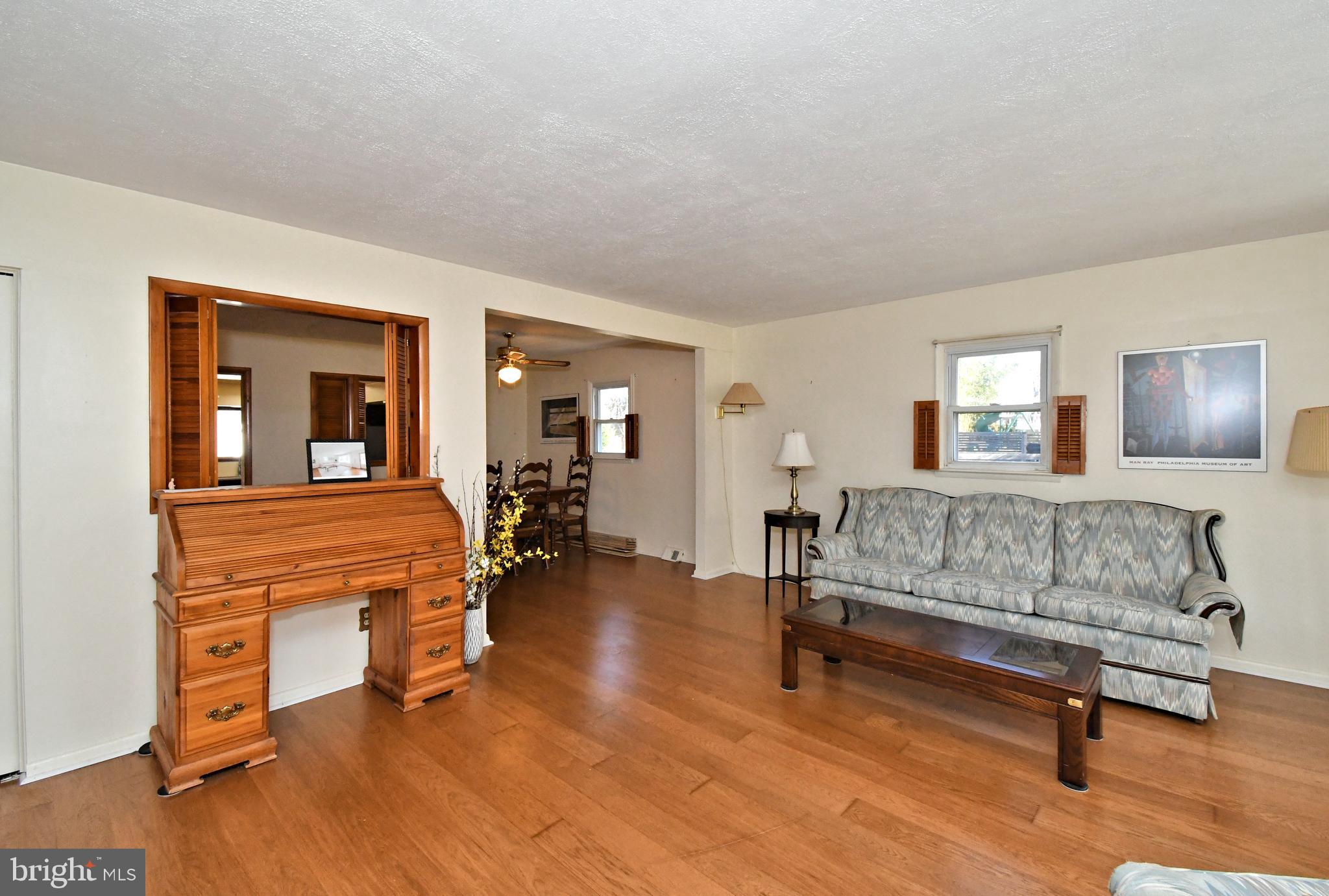 PLYMOUTH HILLS - Residential