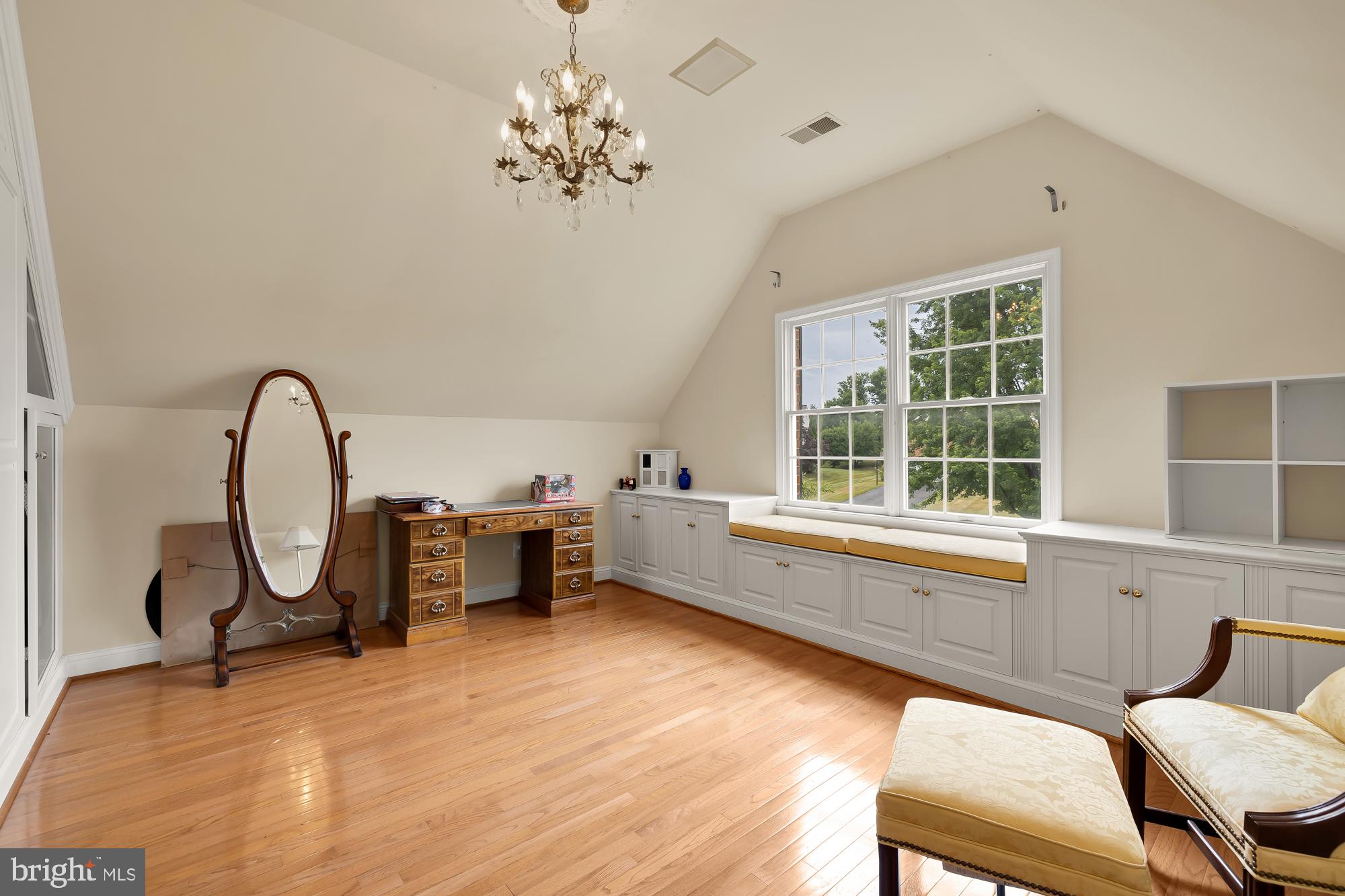 BROOKE MANOR ESTATES - Residential