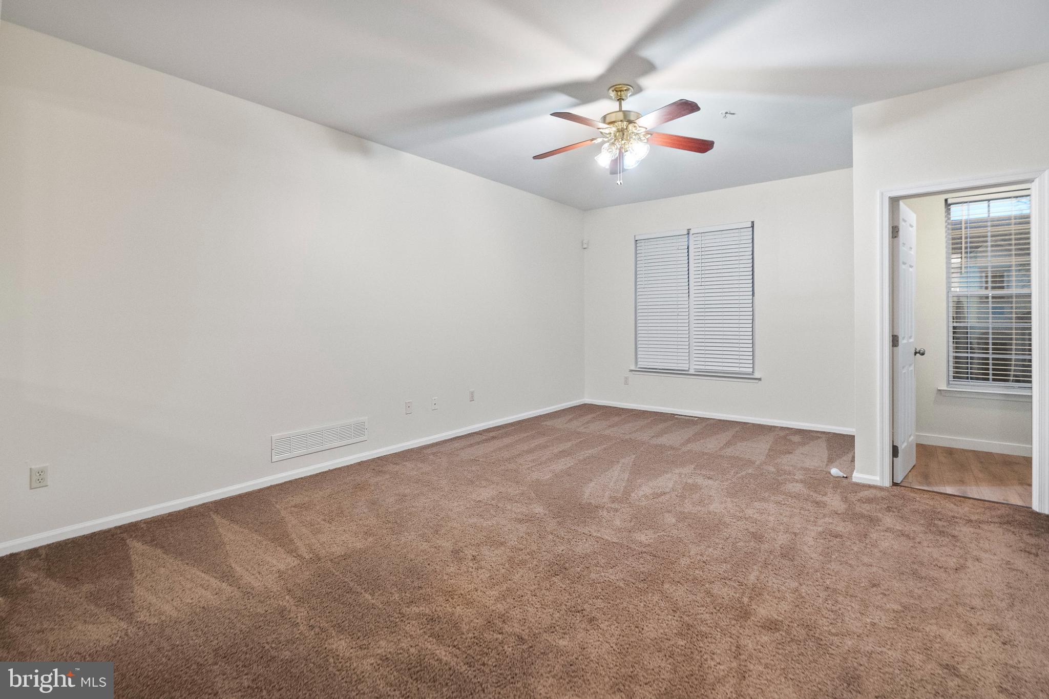 PERSIMMON CREEK - Residential