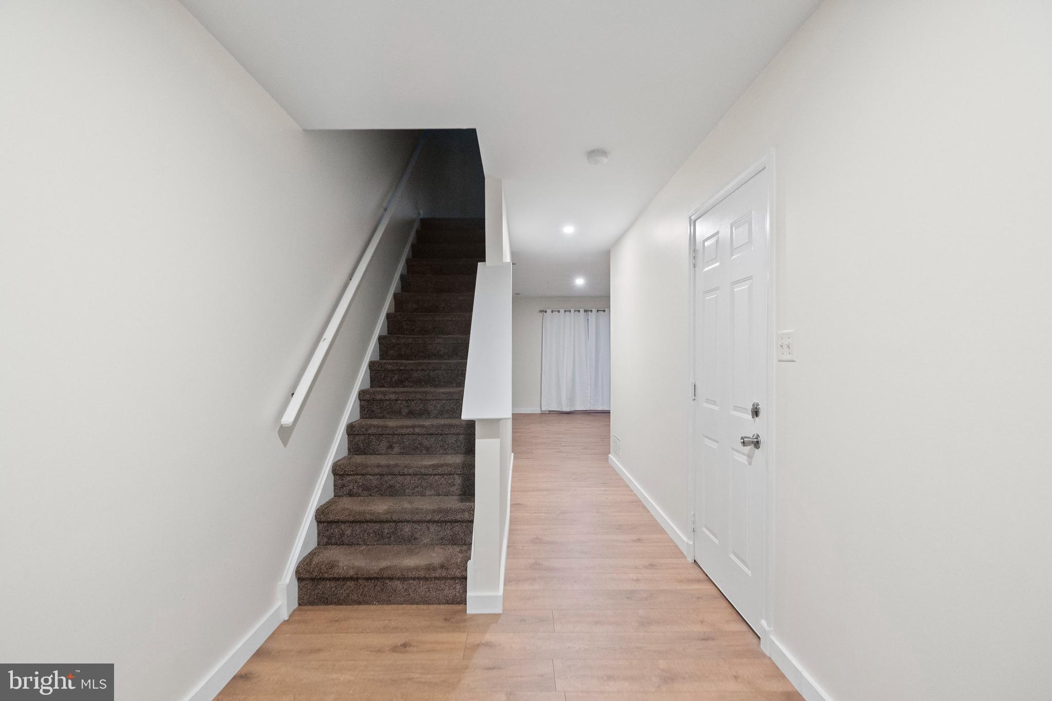 PERSIMMON CREEK - Residential