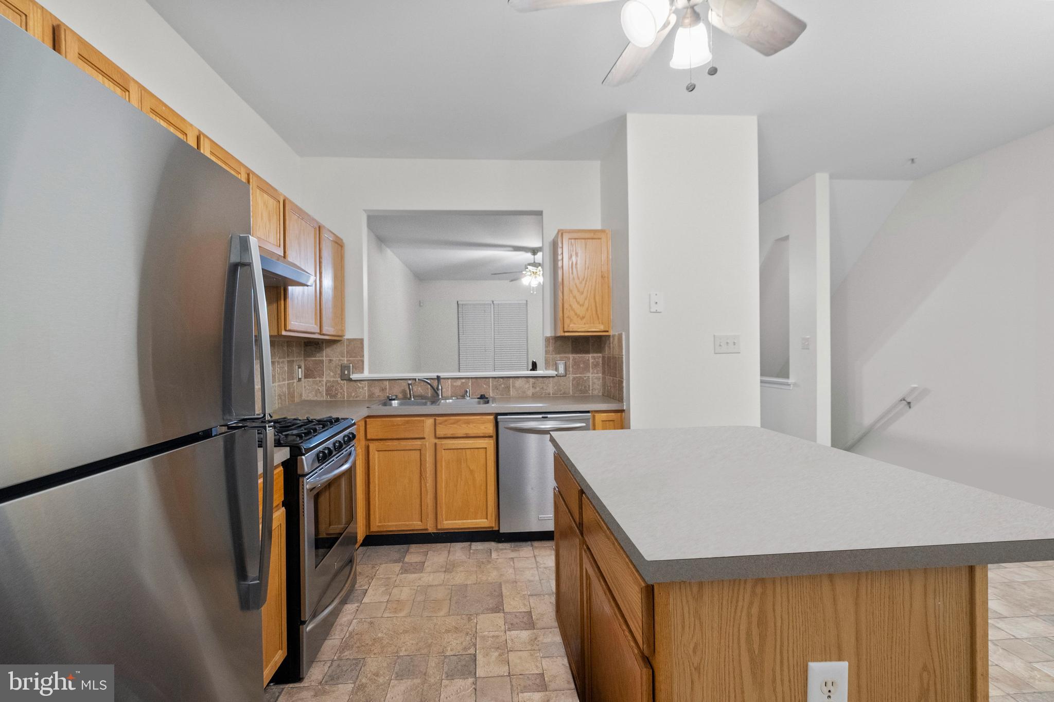 PERSIMMON CREEK - Residential