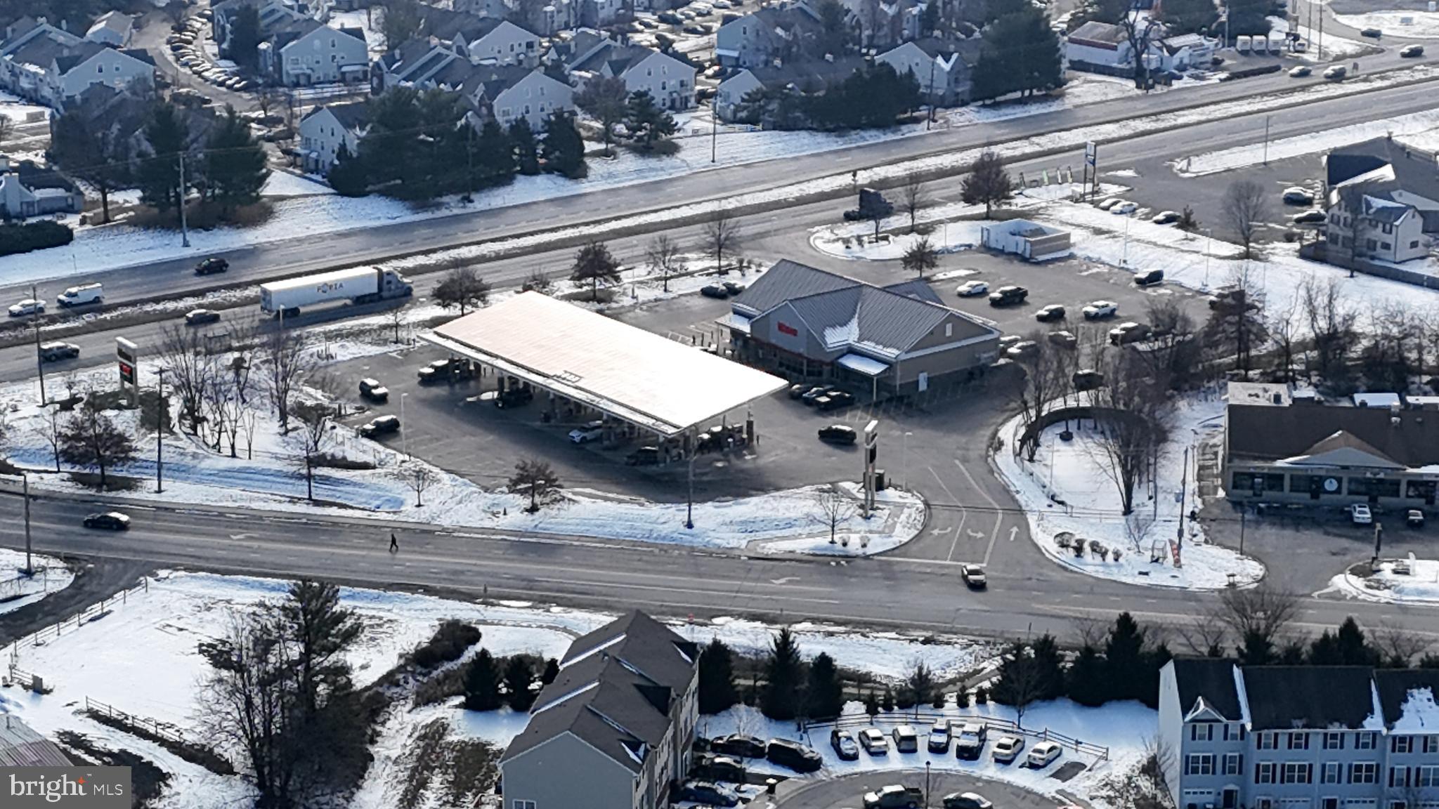 PERSIMMON CREEK - Residential