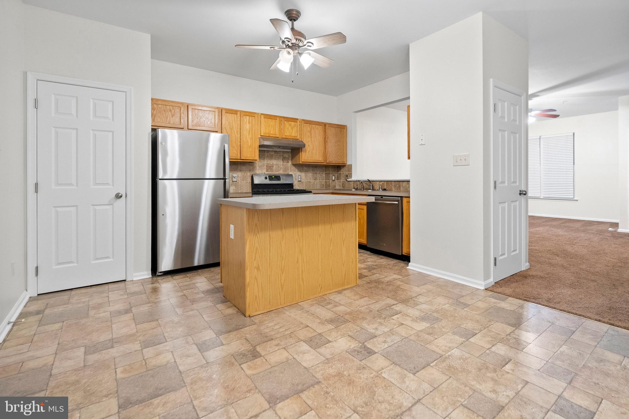 PERSIMMON CREEK - Residential