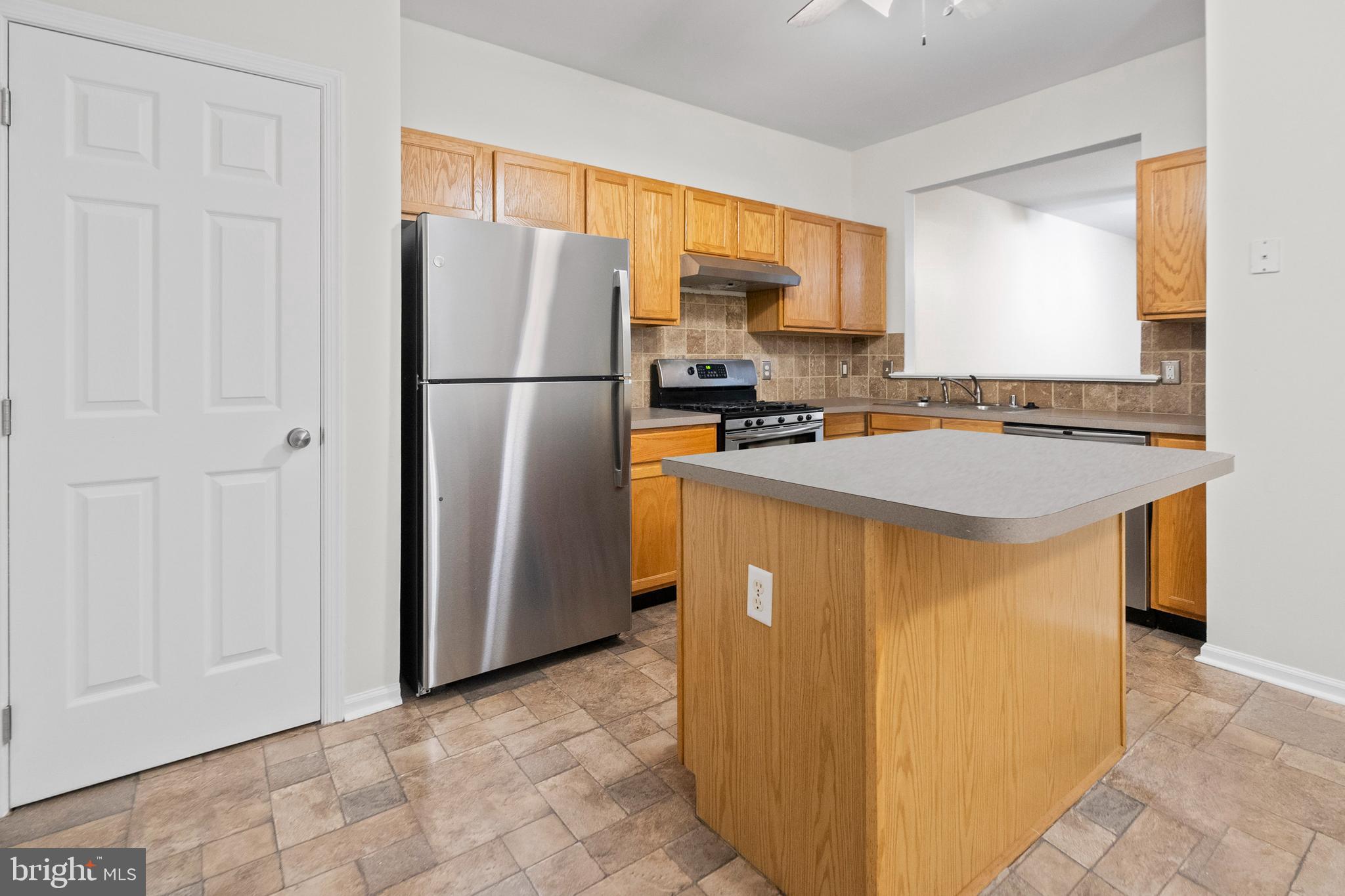 PERSIMMON CREEK - Residential