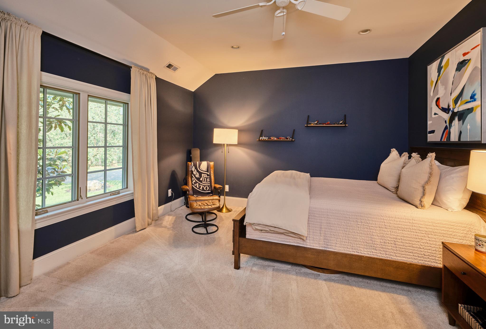 RADNOR HUNT - Residential