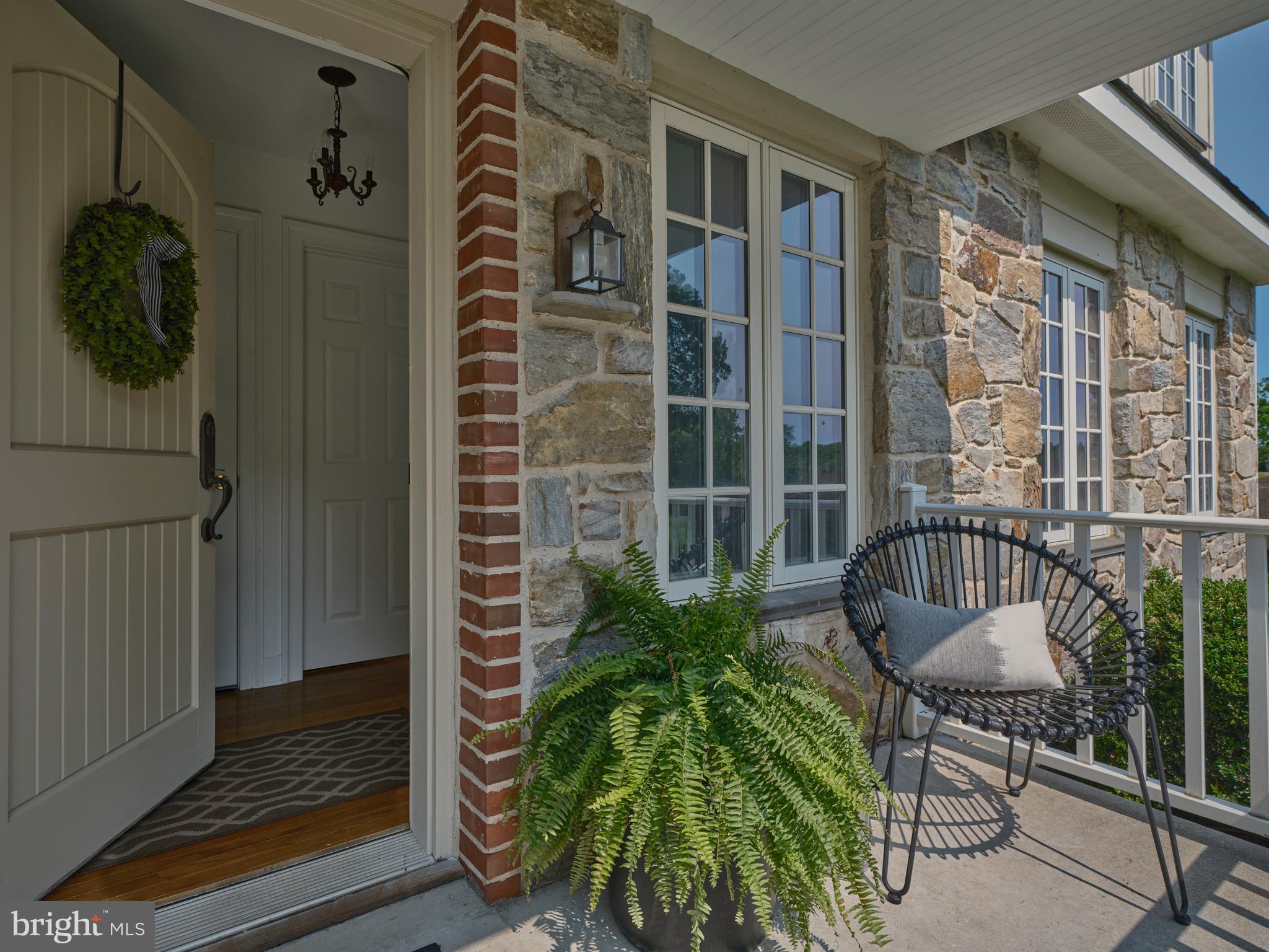 RADNOR HUNT - Residential