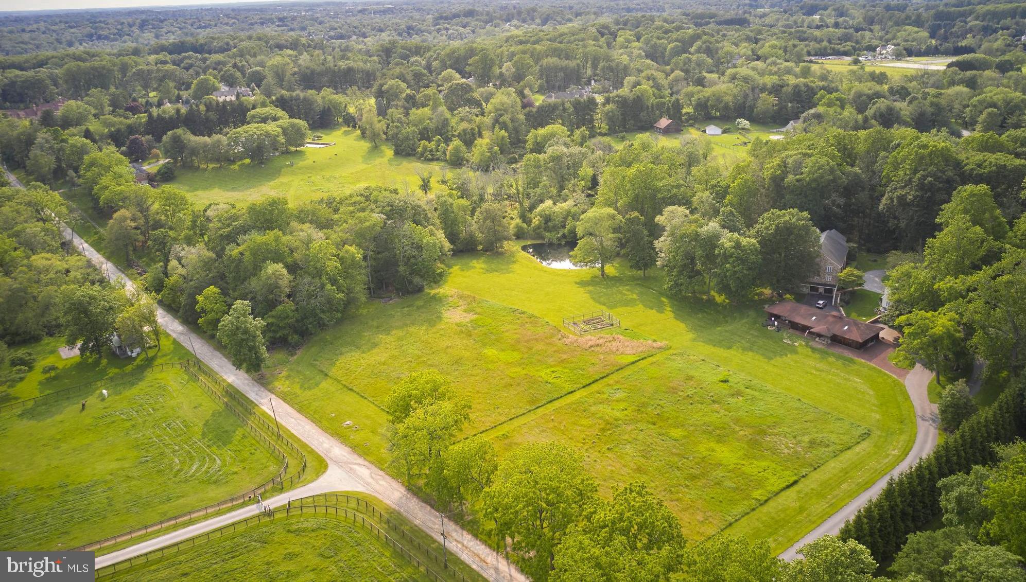 RADNOR HUNT - Residential