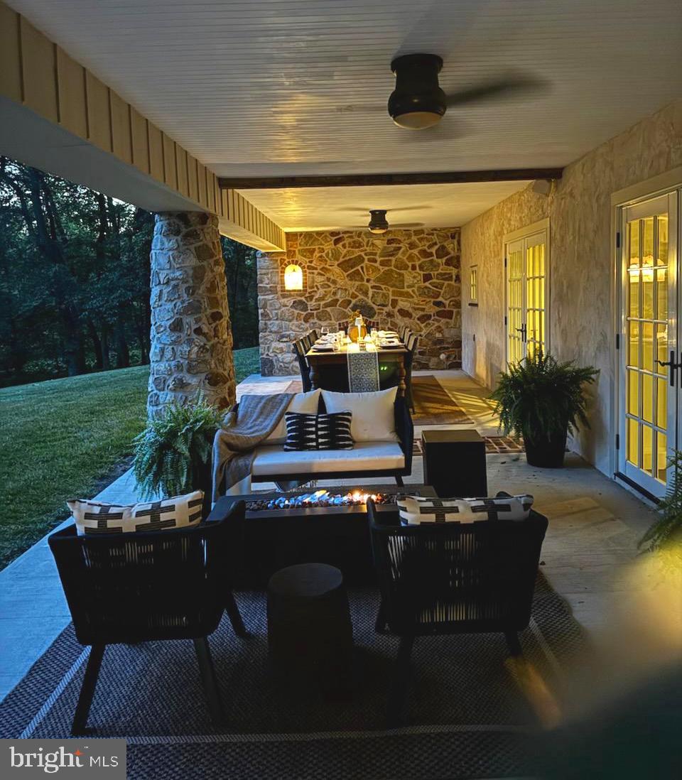 RADNOR HUNT - Residential