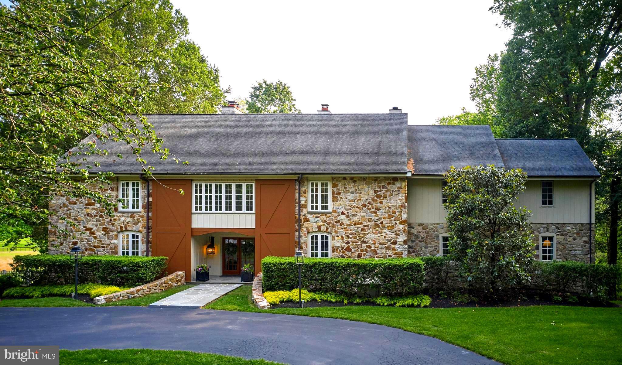 RADNOR HUNT - Residential