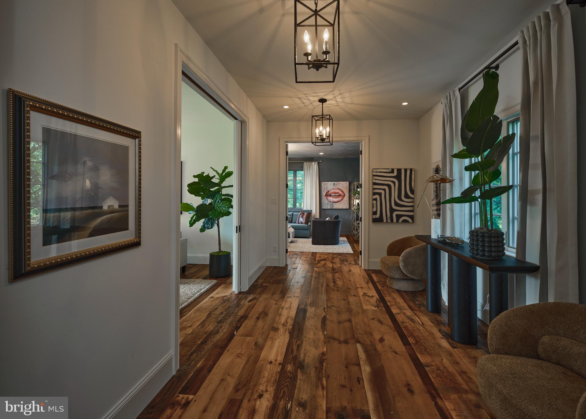 RADNOR HUNT - Residential