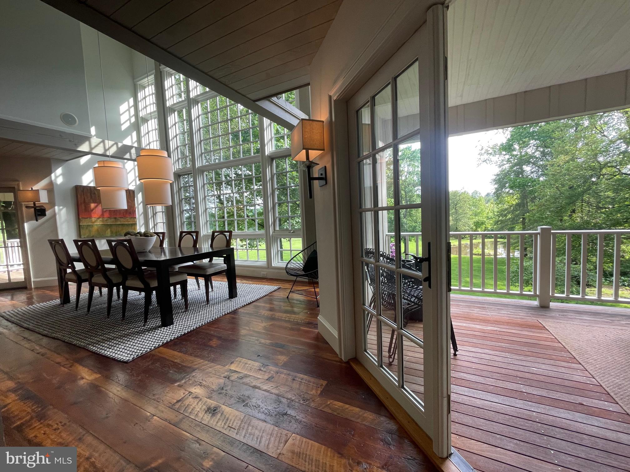 RADNOR HUNT - Residential